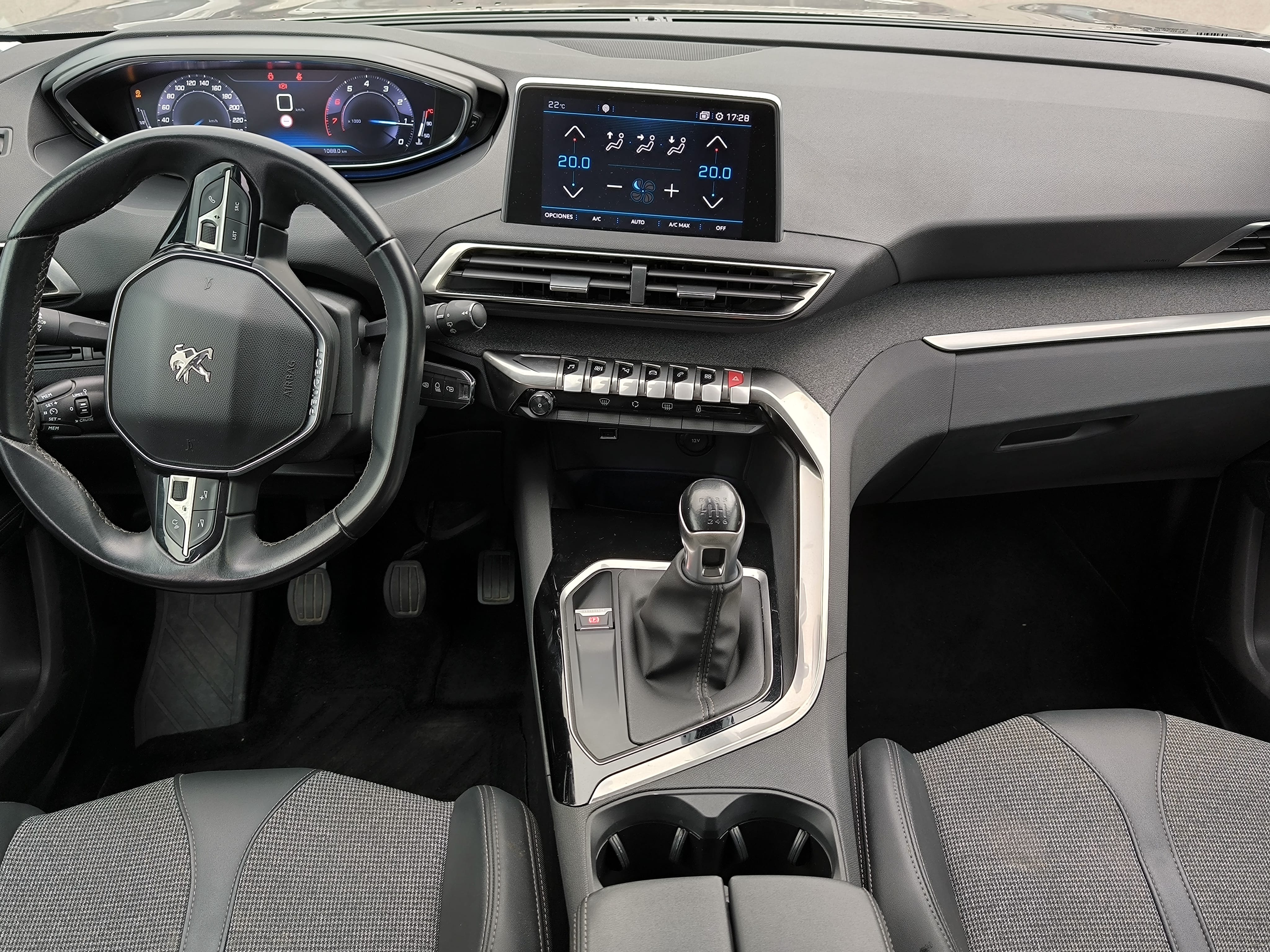Peugeot 5008 med Cruisekontroll