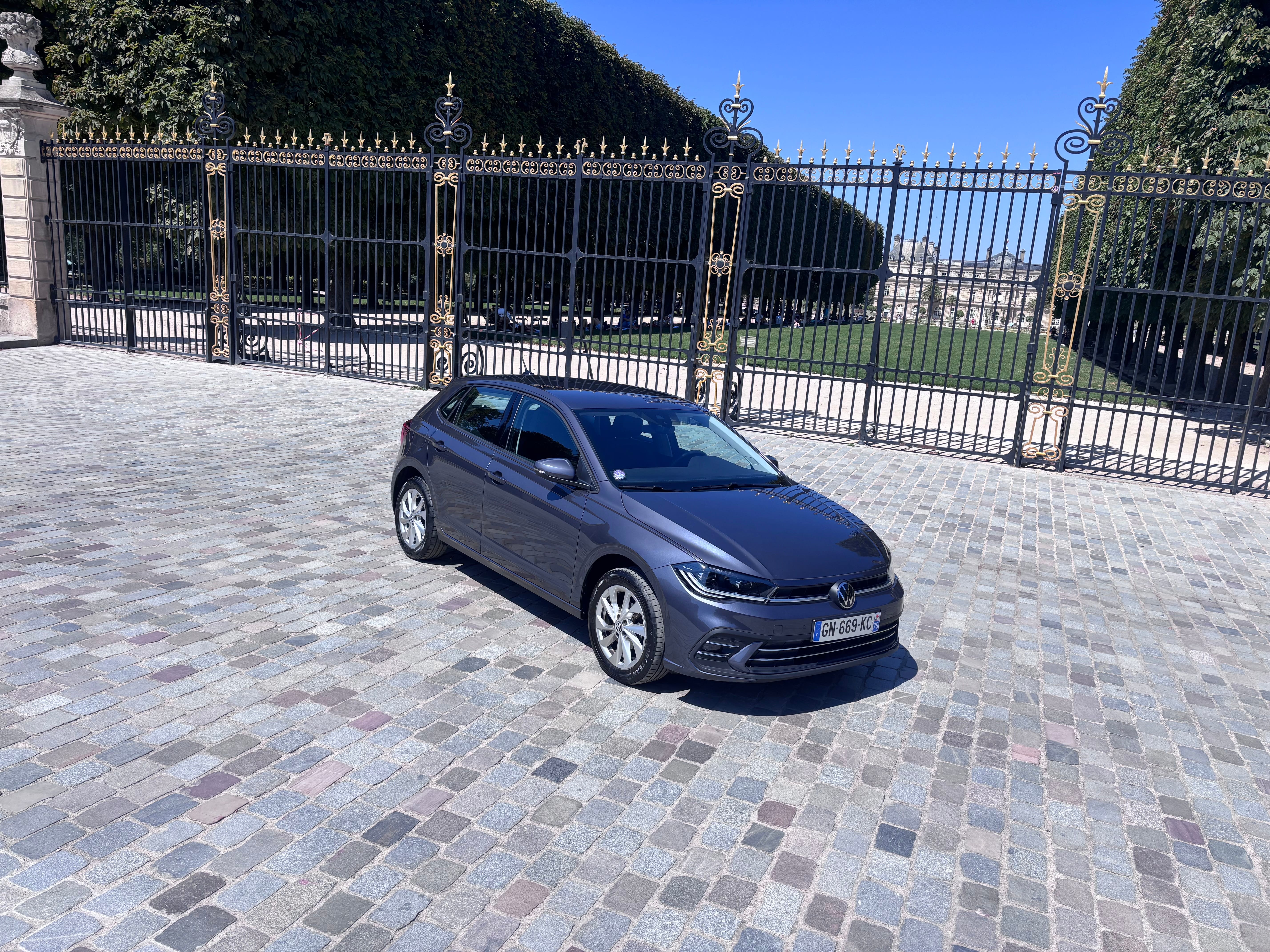 Volkswagen Polo, 2023, Essence 95, automatique
