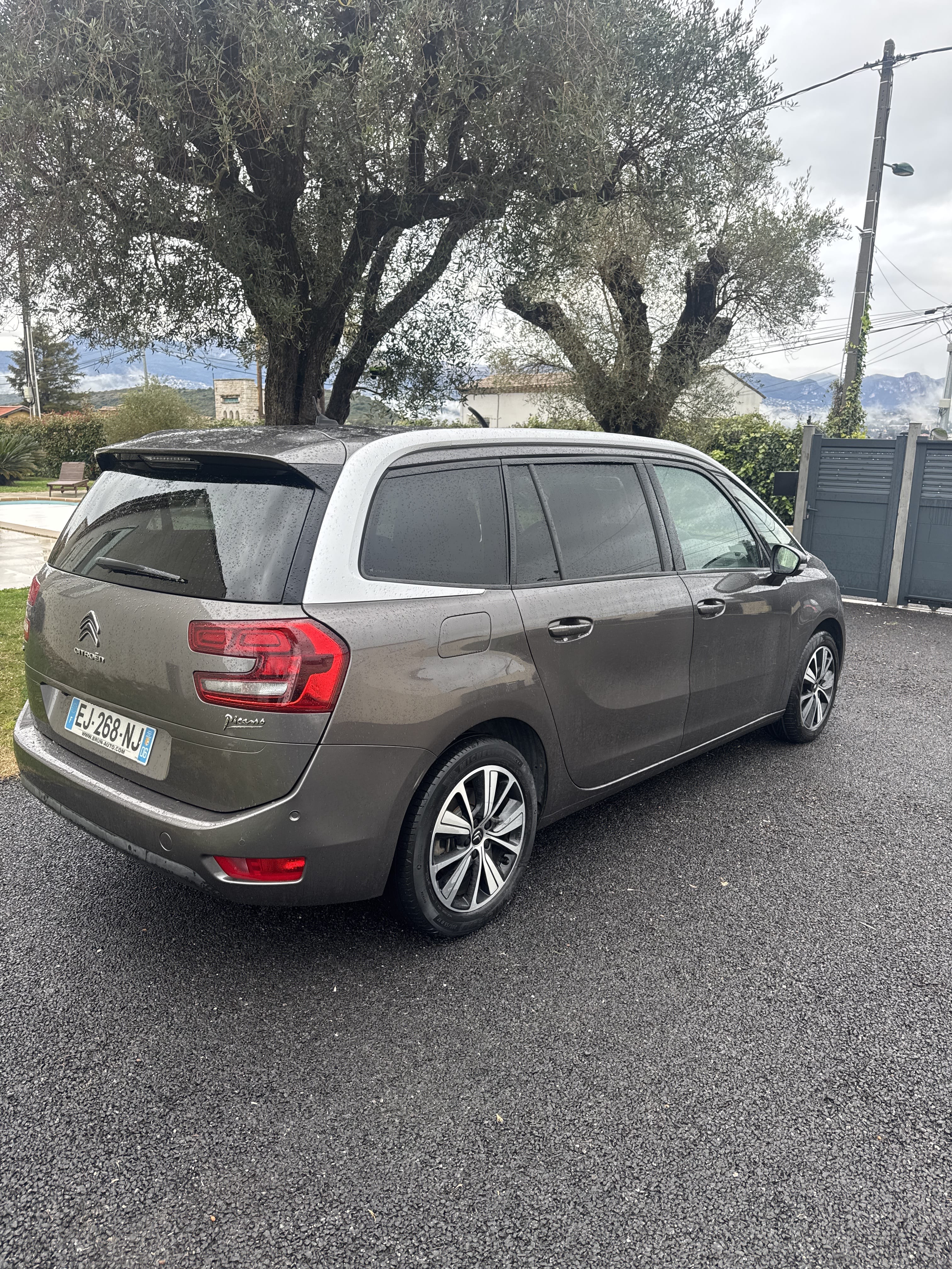 Citroen C4 Grand Picasso avec Climatisation