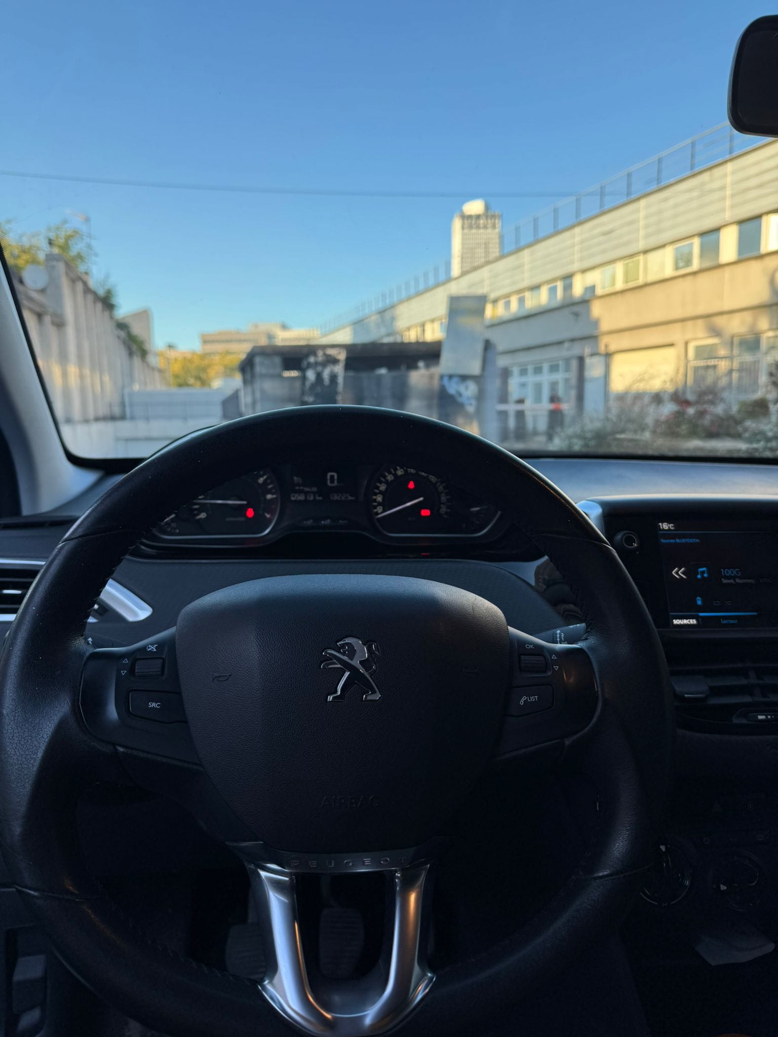 Peugeot 208 avec Régulateur de vitesse