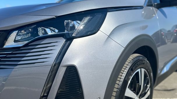 Peugeot 5008 GT - 7 Places avec Coffre de toit