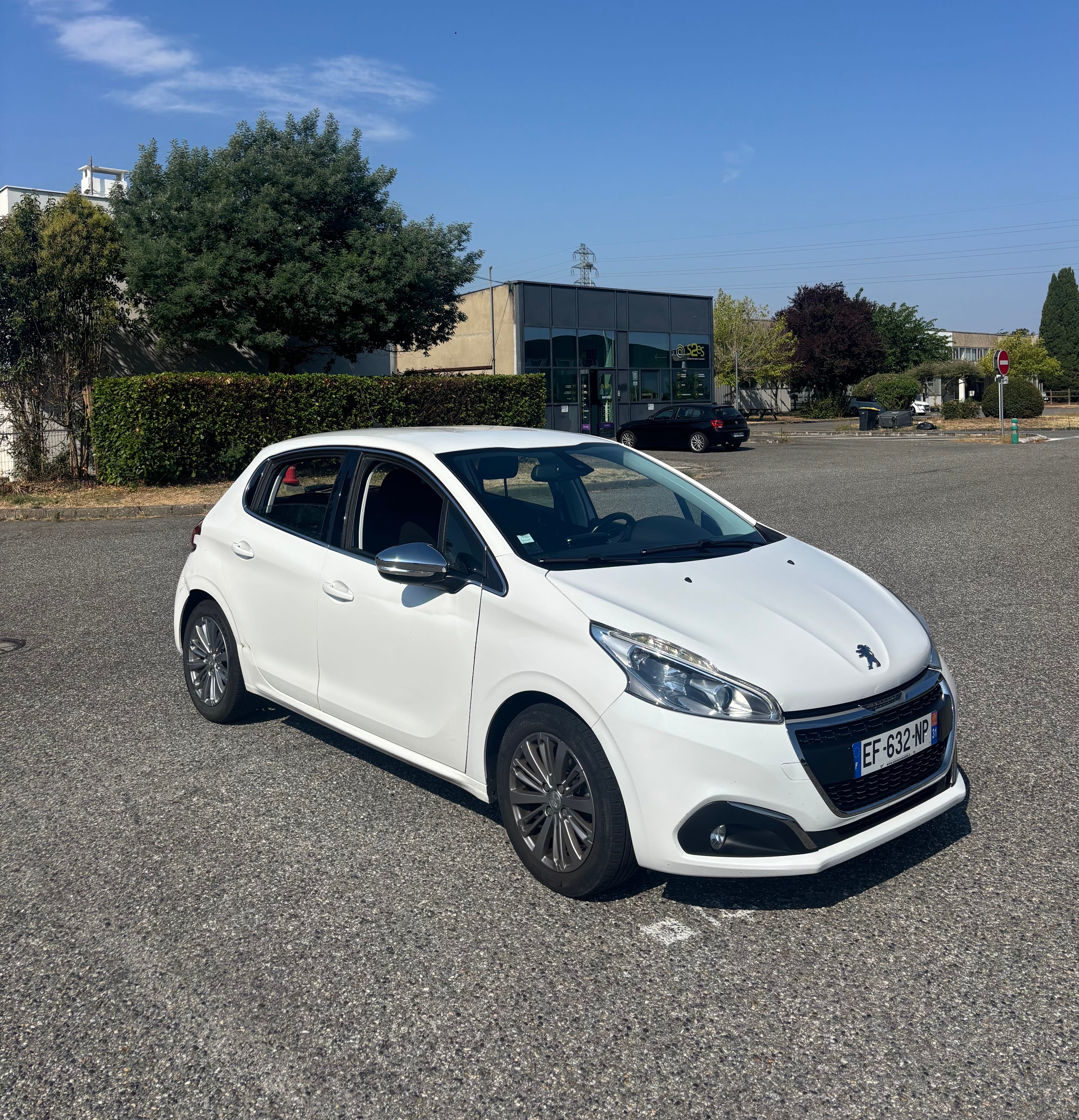 Peugeot 208, 2016, Essence 95