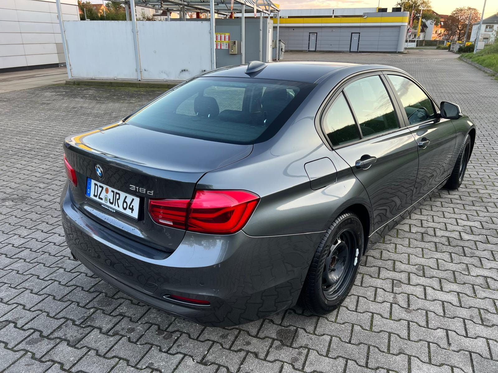 BMW 3er 318d mit Navigationsgerät