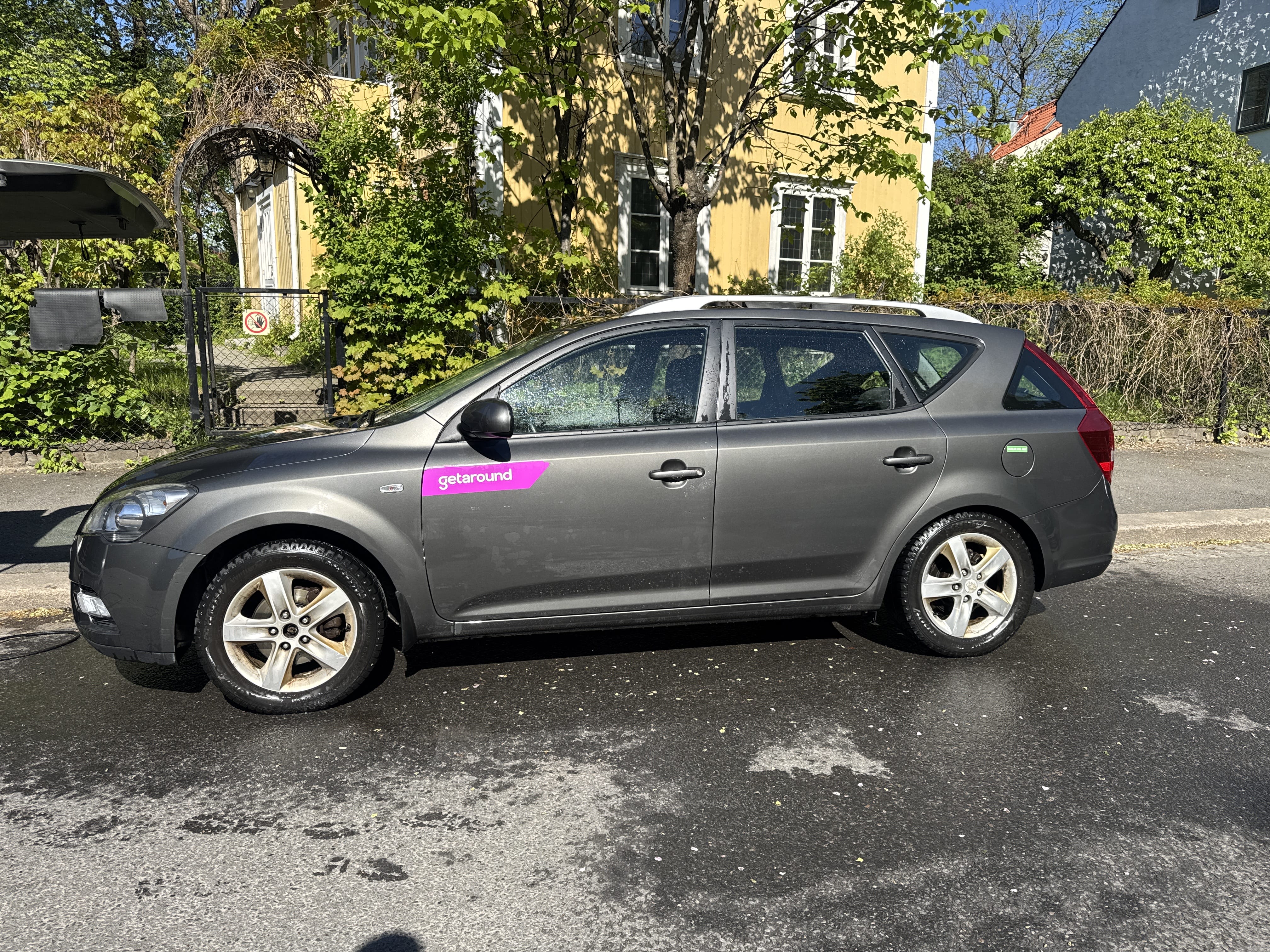 Kia Cee'd with Cruise control
