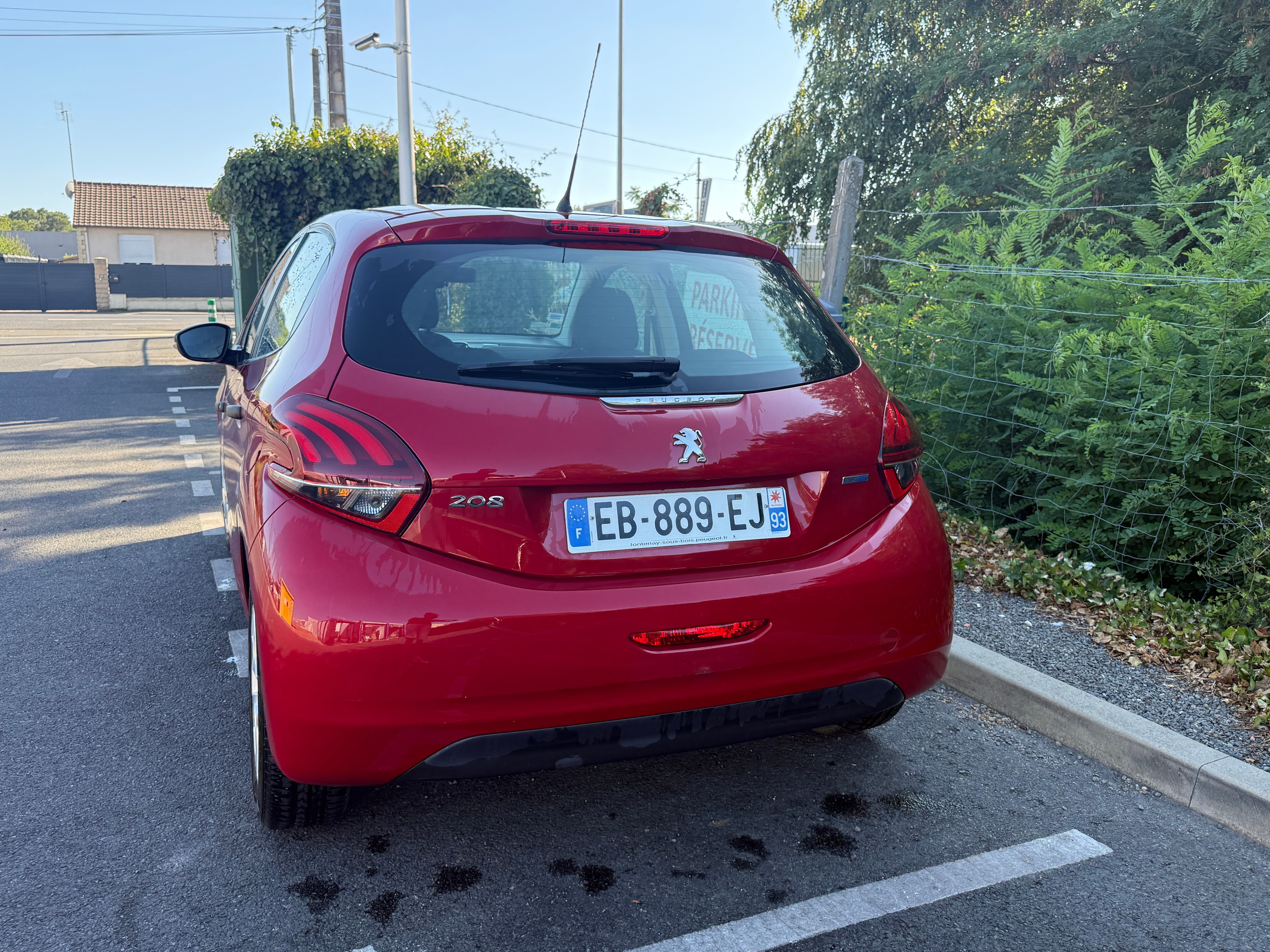 Peugeot 208 avec Port USB