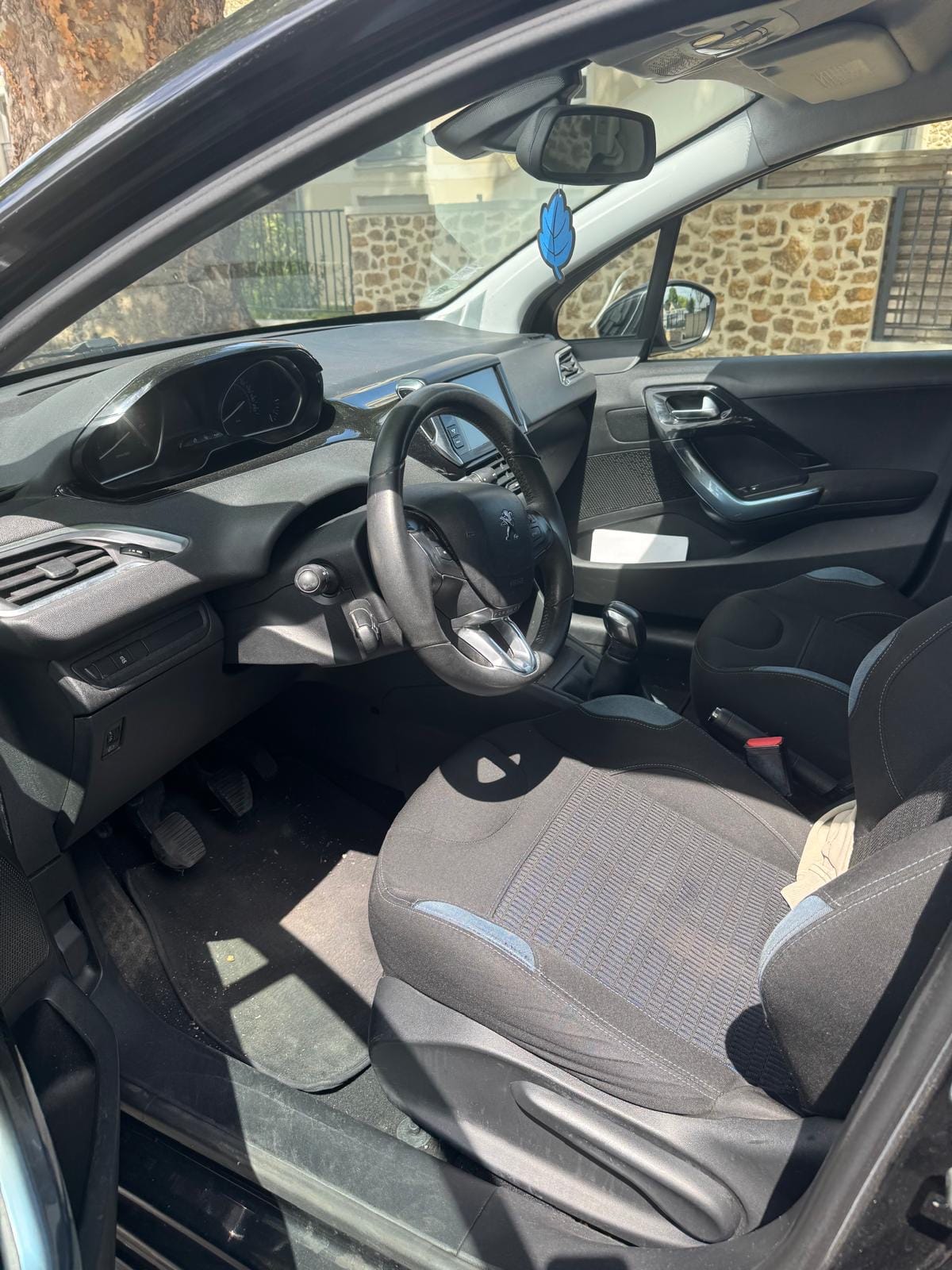 Peugeot 208 avec Régulateur de vitesse