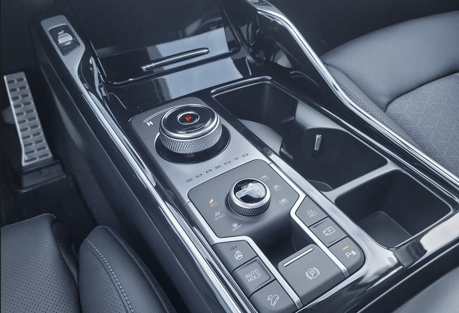 Kia Sorento LX Panorma, 7s, HF, ACC, HUD, PHEV +/- 57km el, mit Android Auto