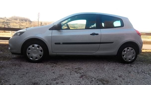 Renault Clio avec Climatisation