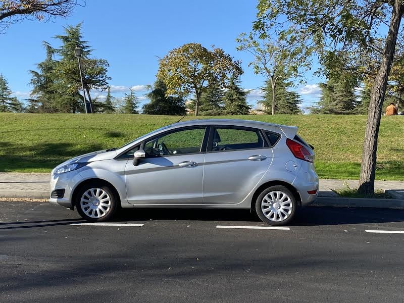 Ford Fiesta con Aire acondicionado