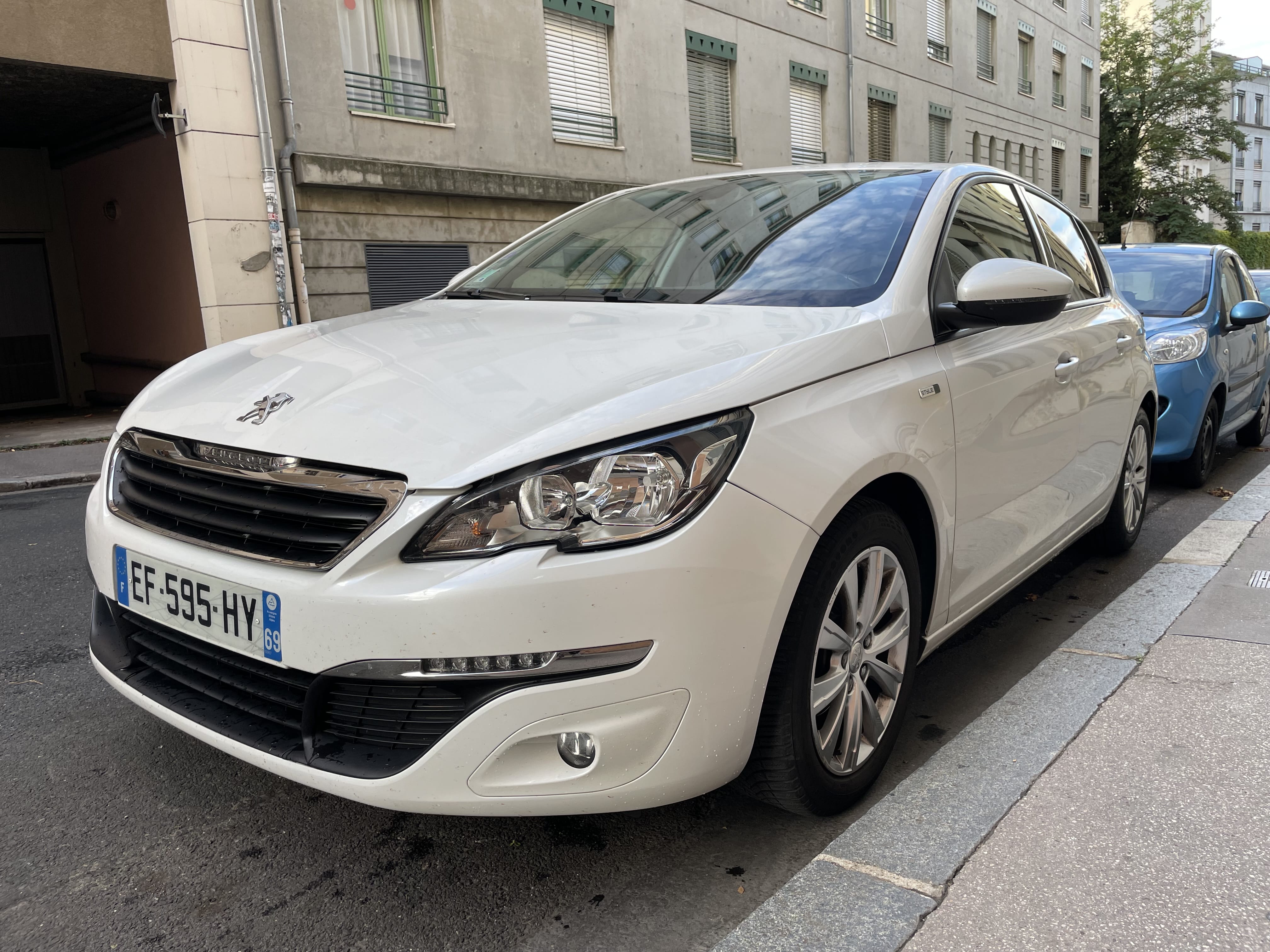 Peugeot 308 1.2L 110ch Essence, 2016, Essence 95