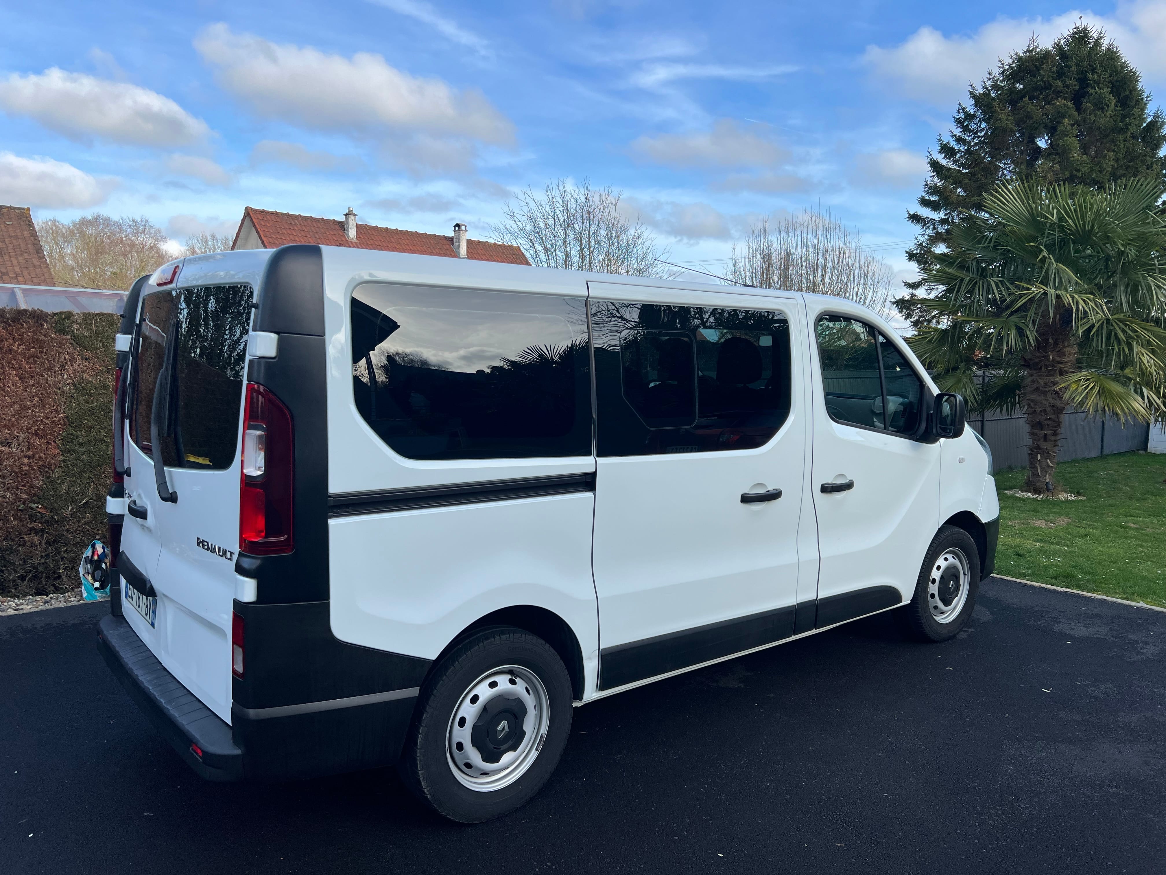 Renault Trafic Passenger avec Climatisation