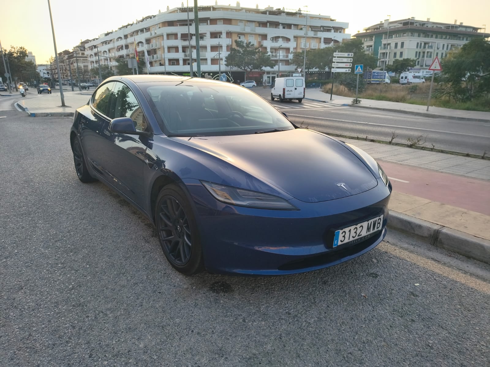 Tesla Model 3, 2024, Eléctrico, Automático
