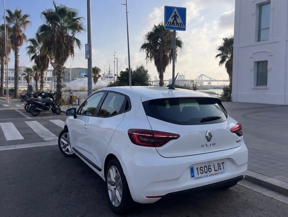 Renault Clio E-tech 1.6 HDI con GPS