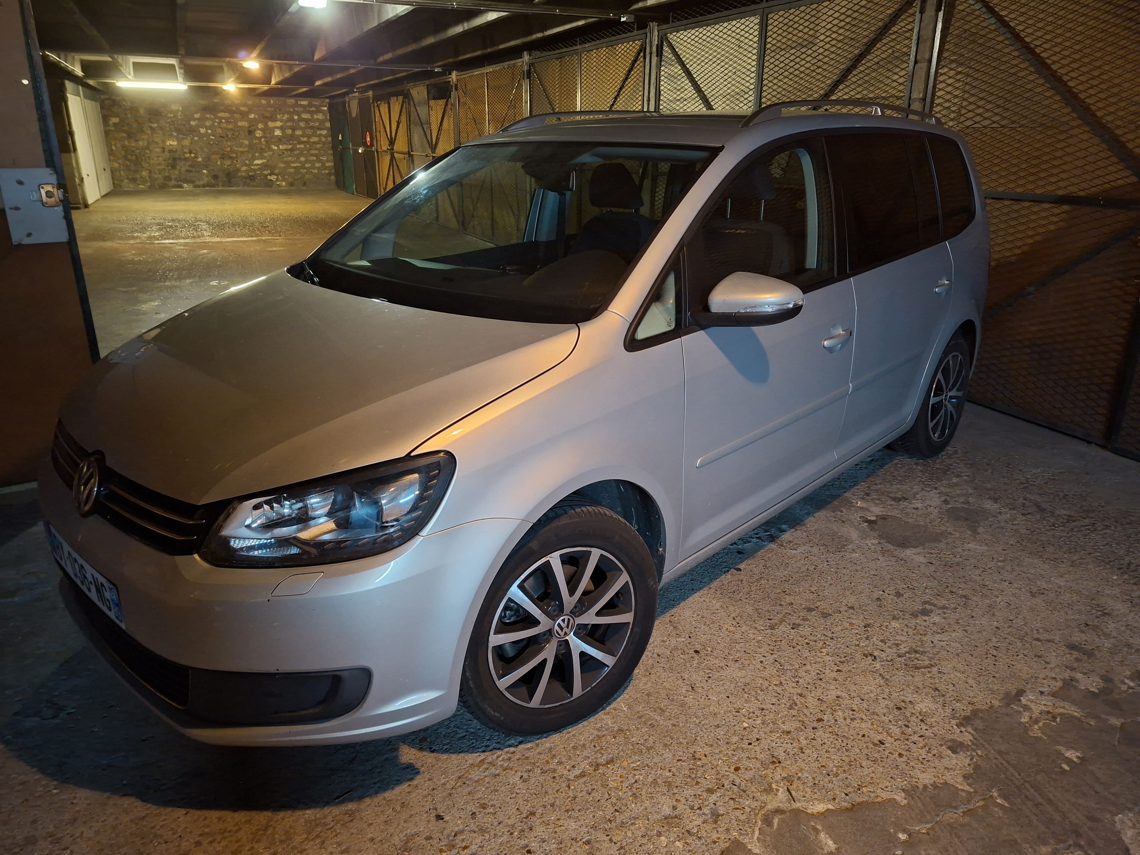 Volkswagen Touran 1.2 TSI Bluemotion, 2011, Essence 95