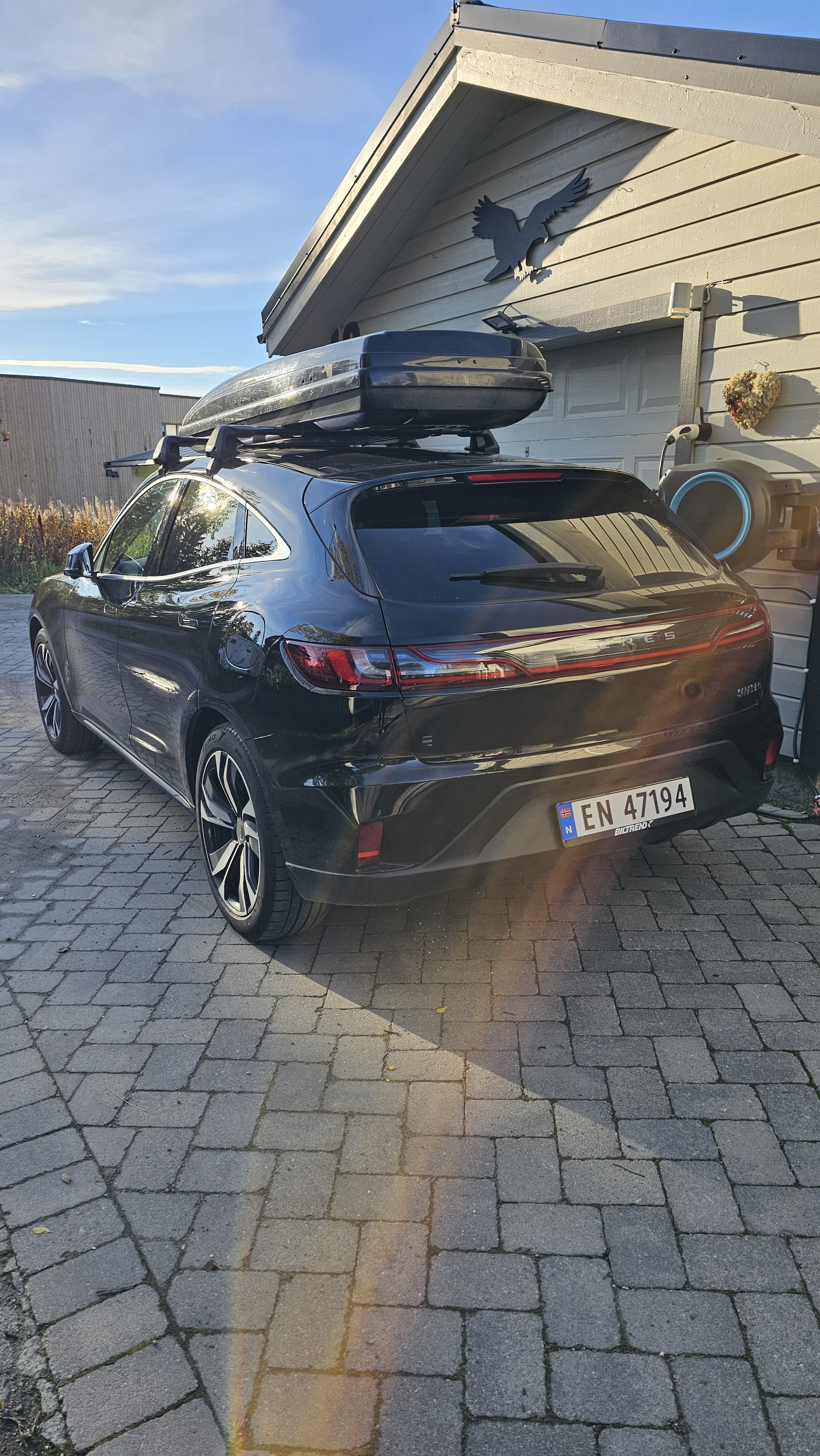 Seres Seres 5 Premium 4WD mit Navigationsgerät