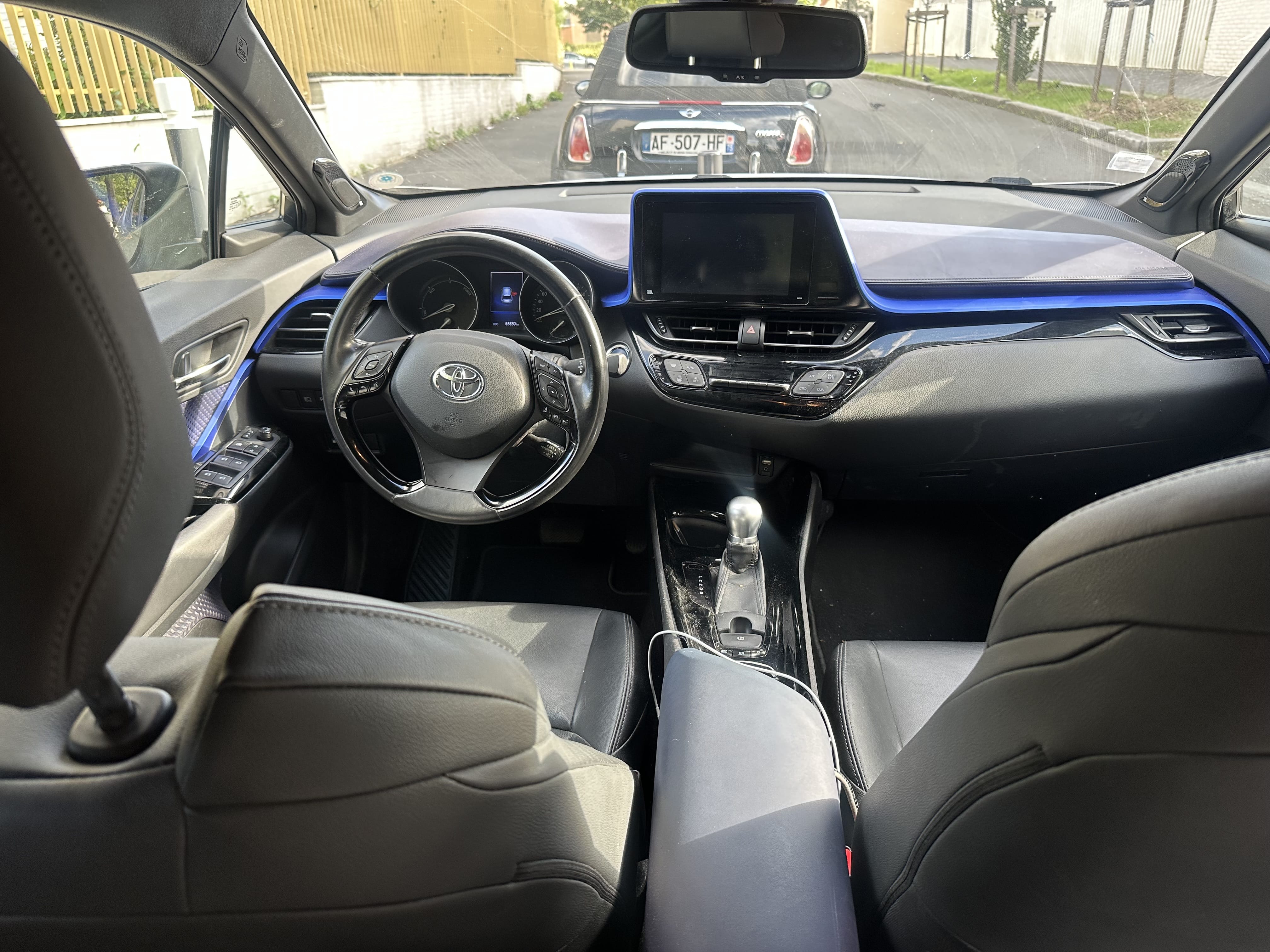 Toyota C-HR Hybrid avec GPS