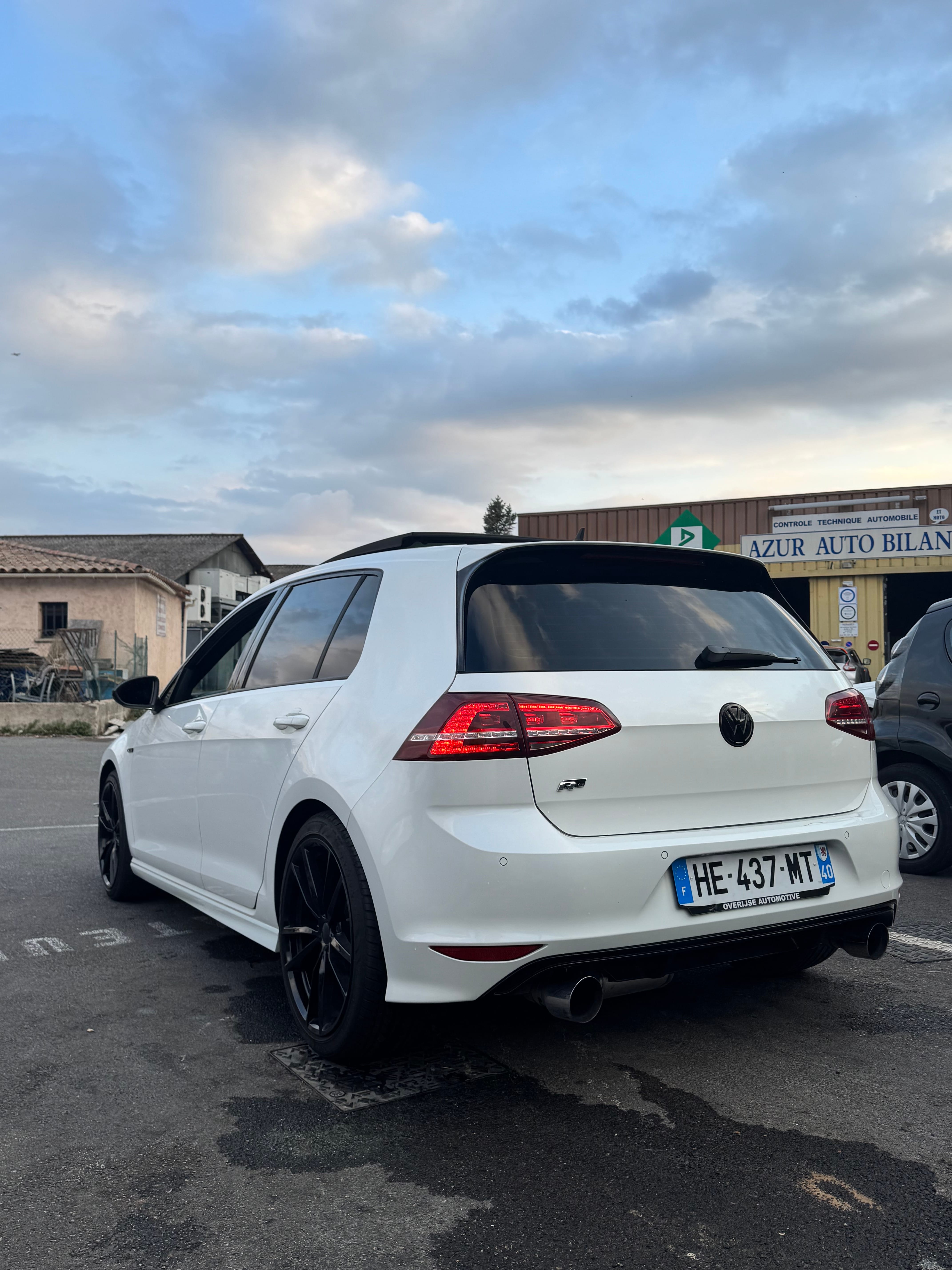 Volkswagen Golf avec Climatisation