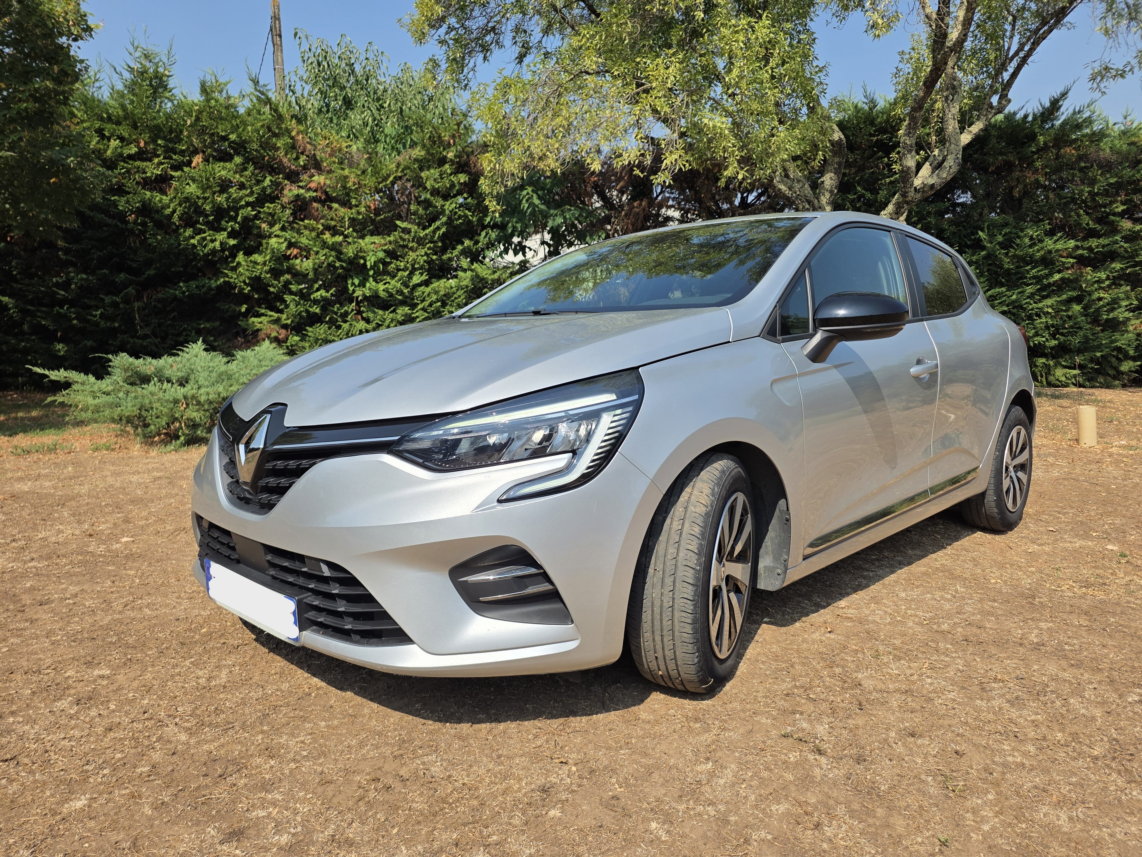 Renault Clio, 2023, Essence 95
