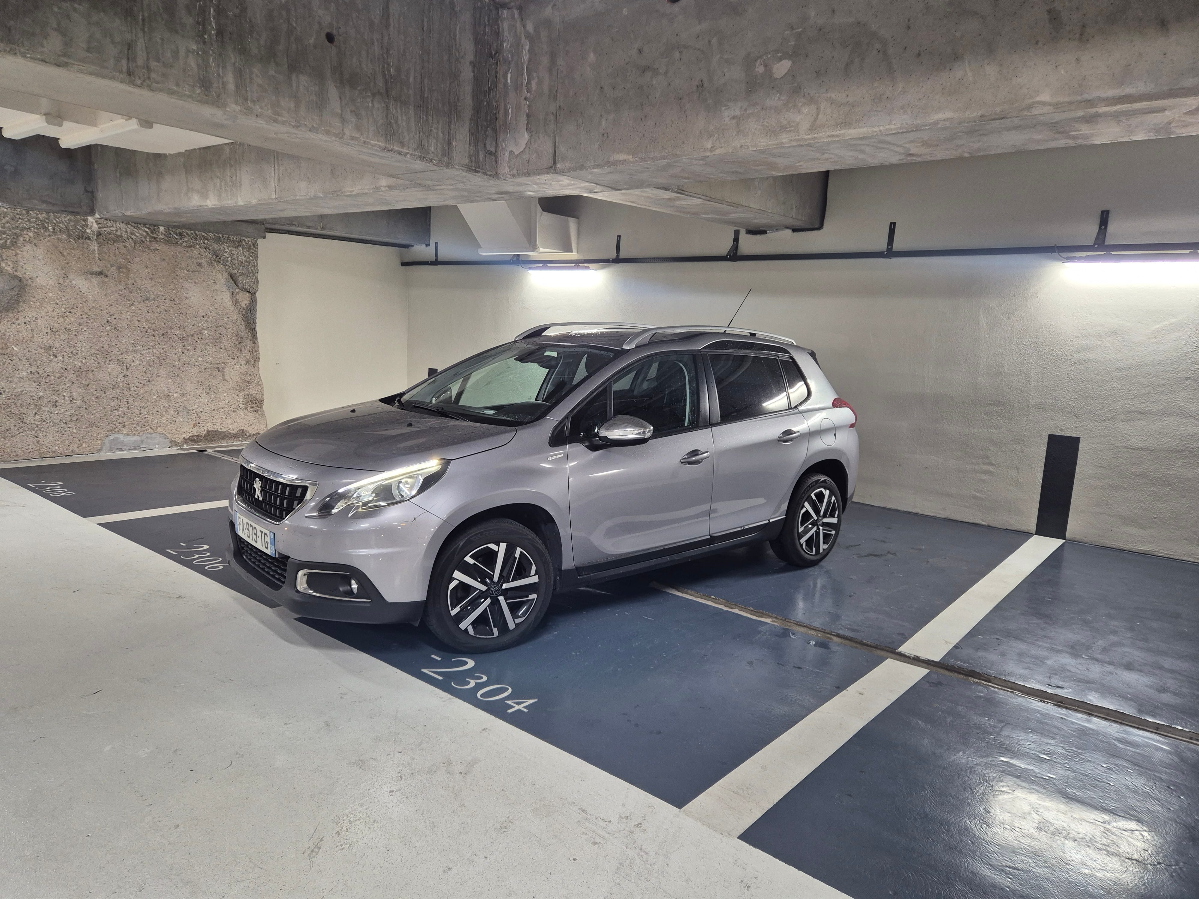 Peugeot 2008 avec Climatisation