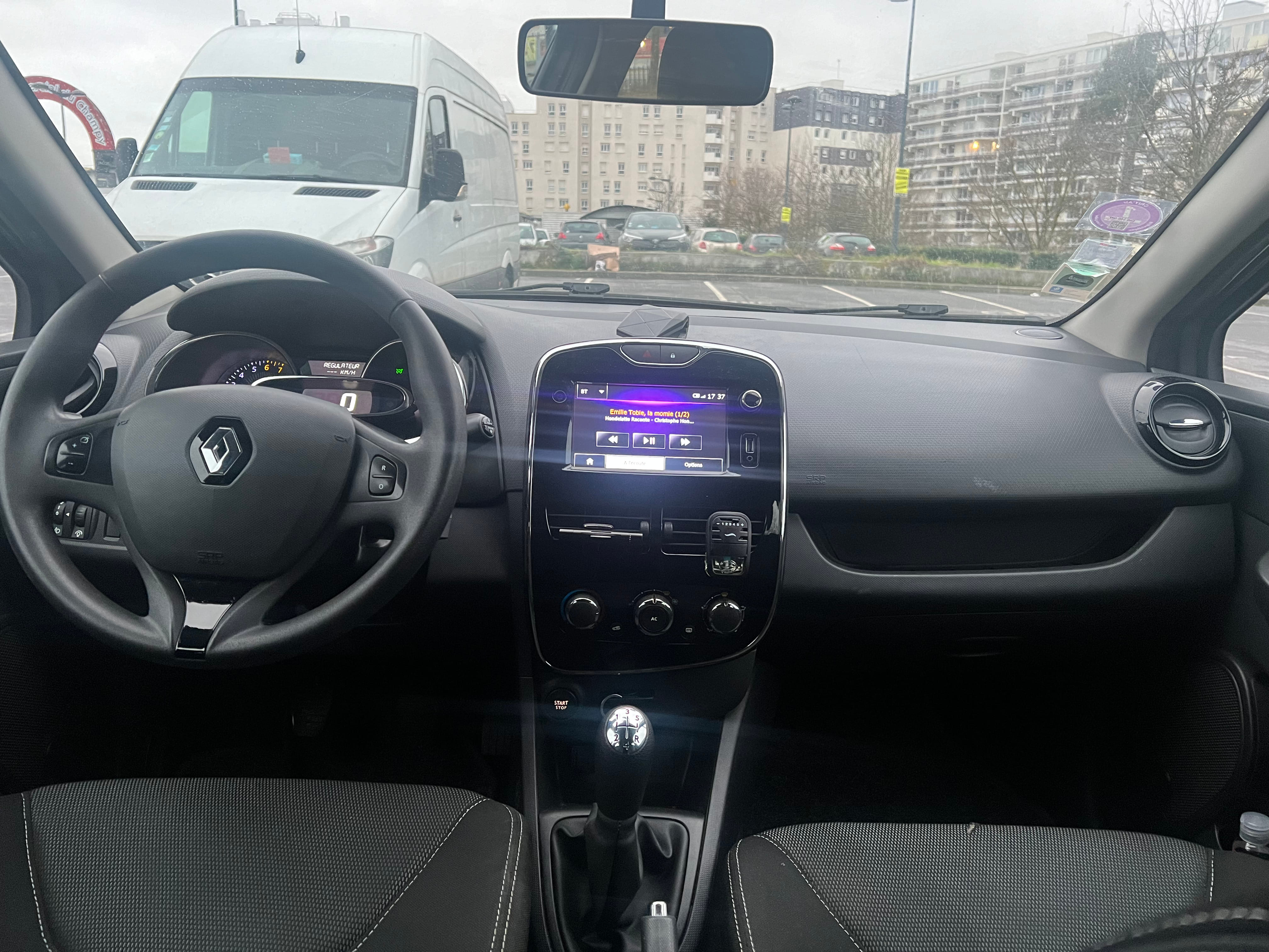 Renault Clio avec Régulateur de vitesse