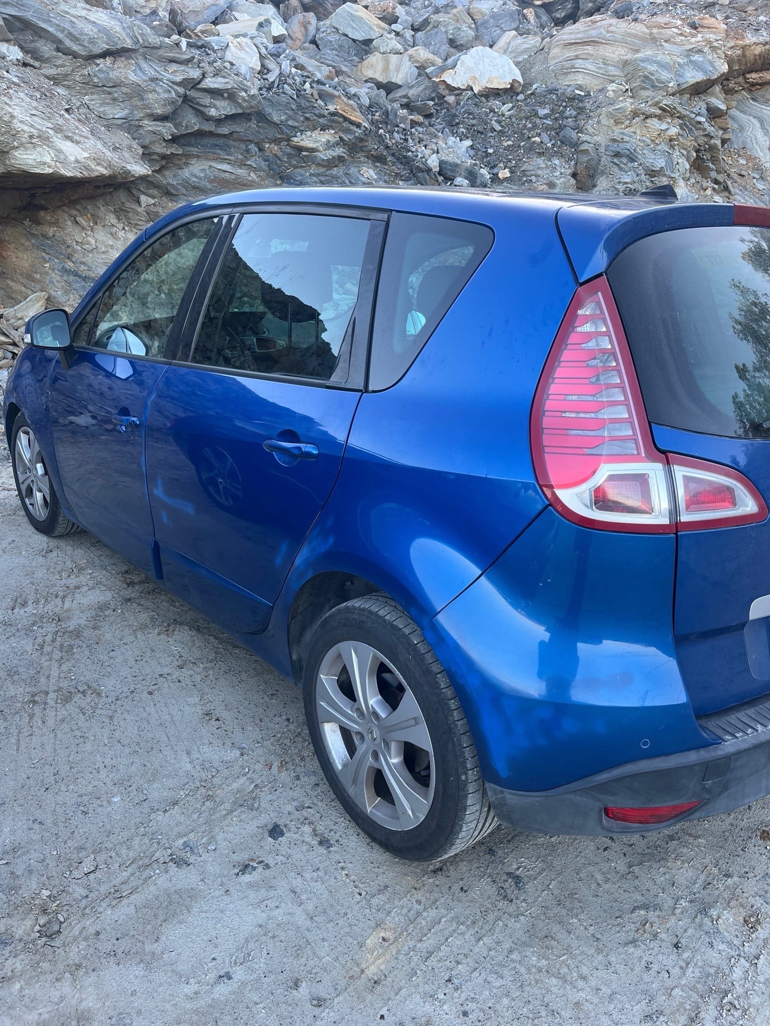 Renault Grand Scenic med Lydinngang