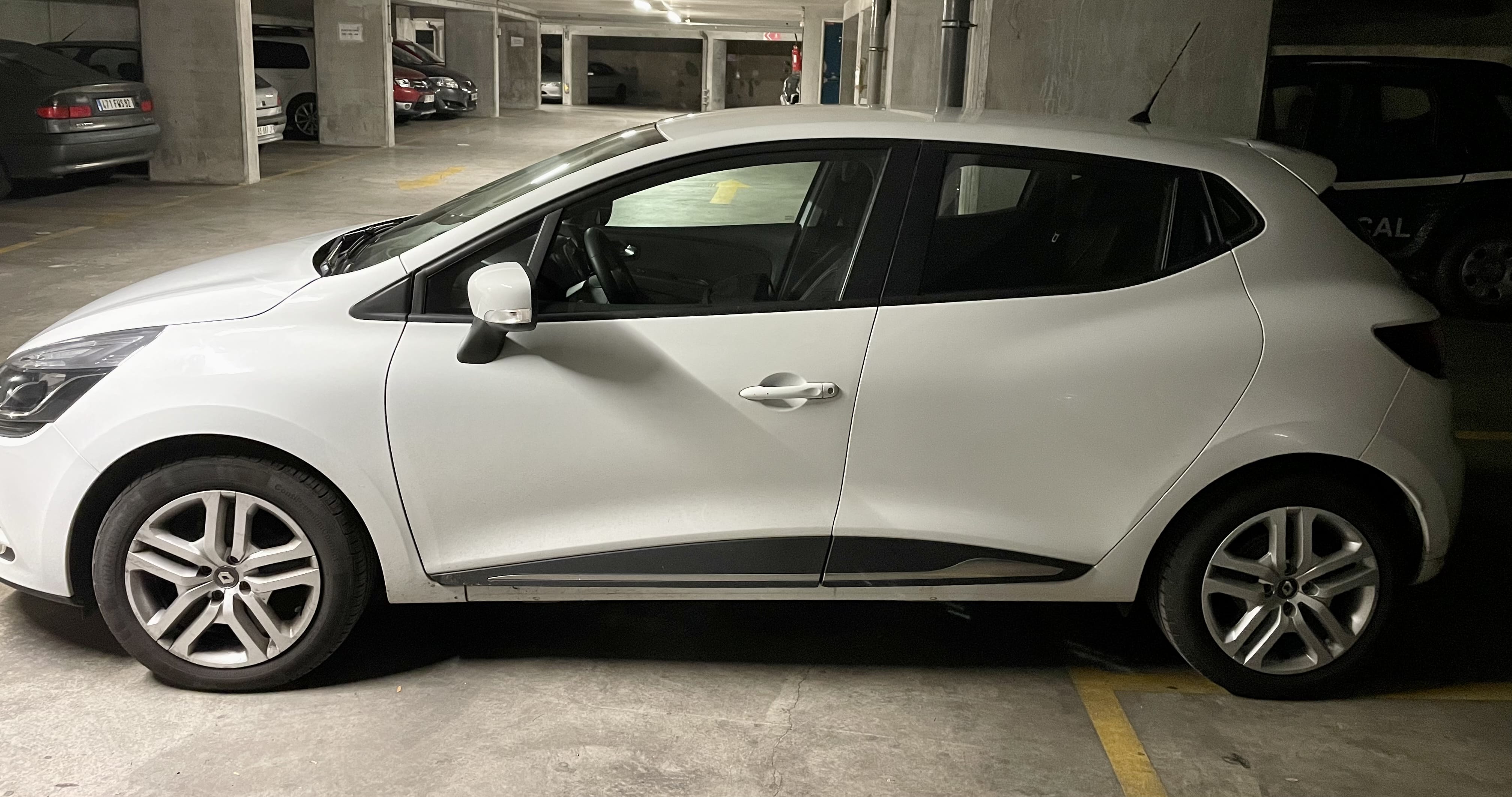 Renault Clio avec Climatisation