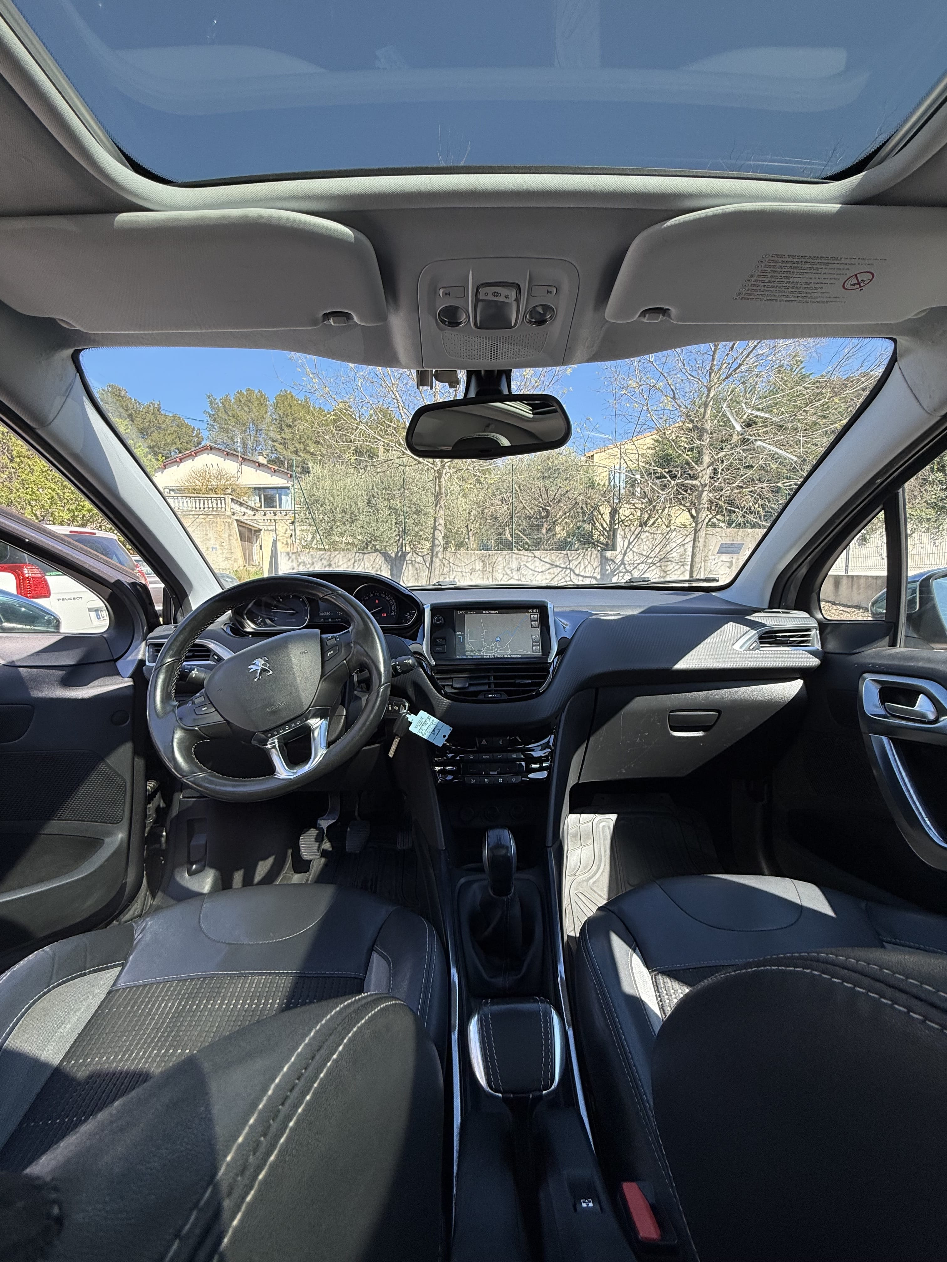 Peugeot 2008 avec Climatisation