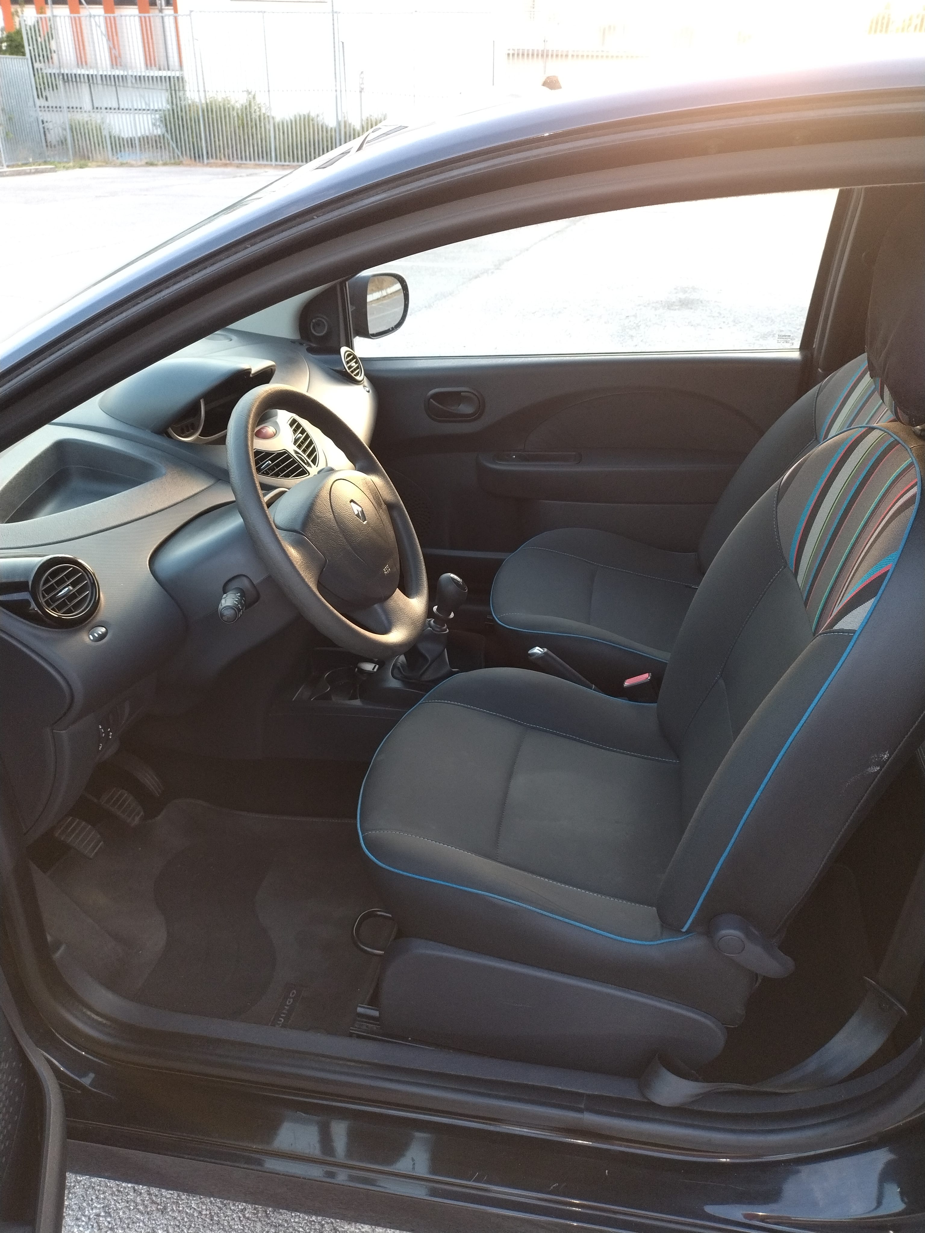 Renault Twingo 1.2 75cv