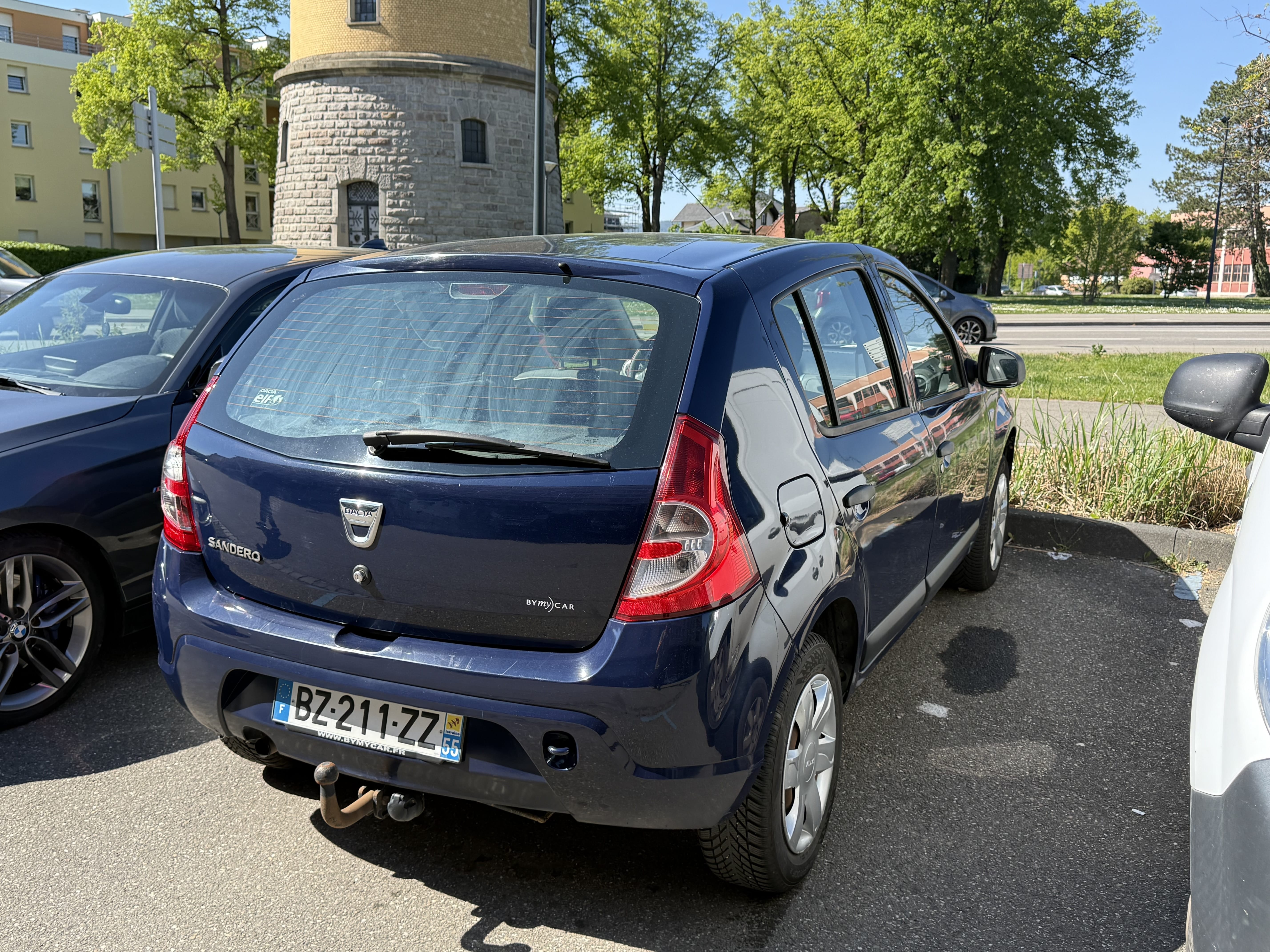 Dacia Sandero avec Autoradio