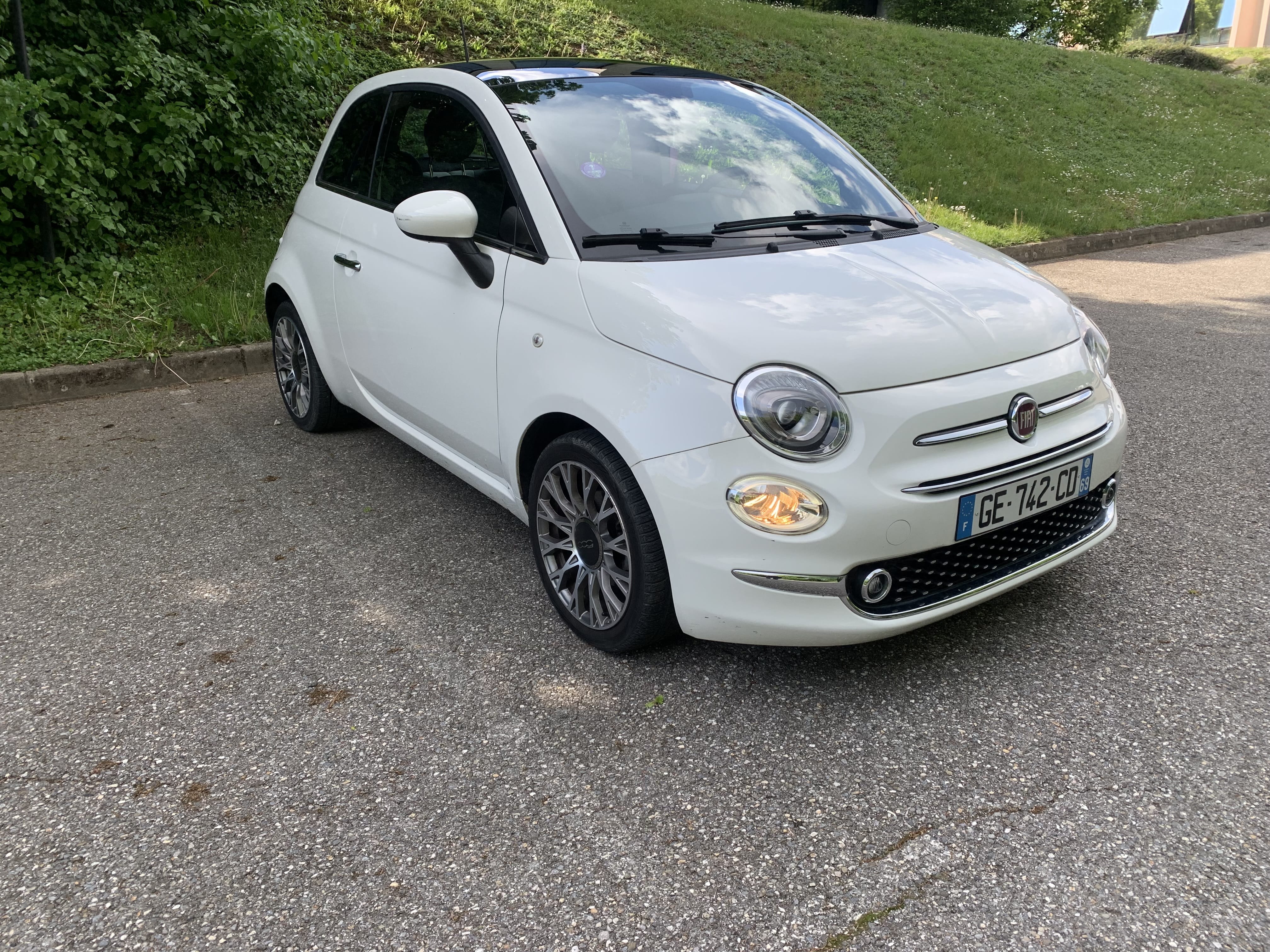 Fiat 500 Hybride Star »toit panoramique avec Climatisation