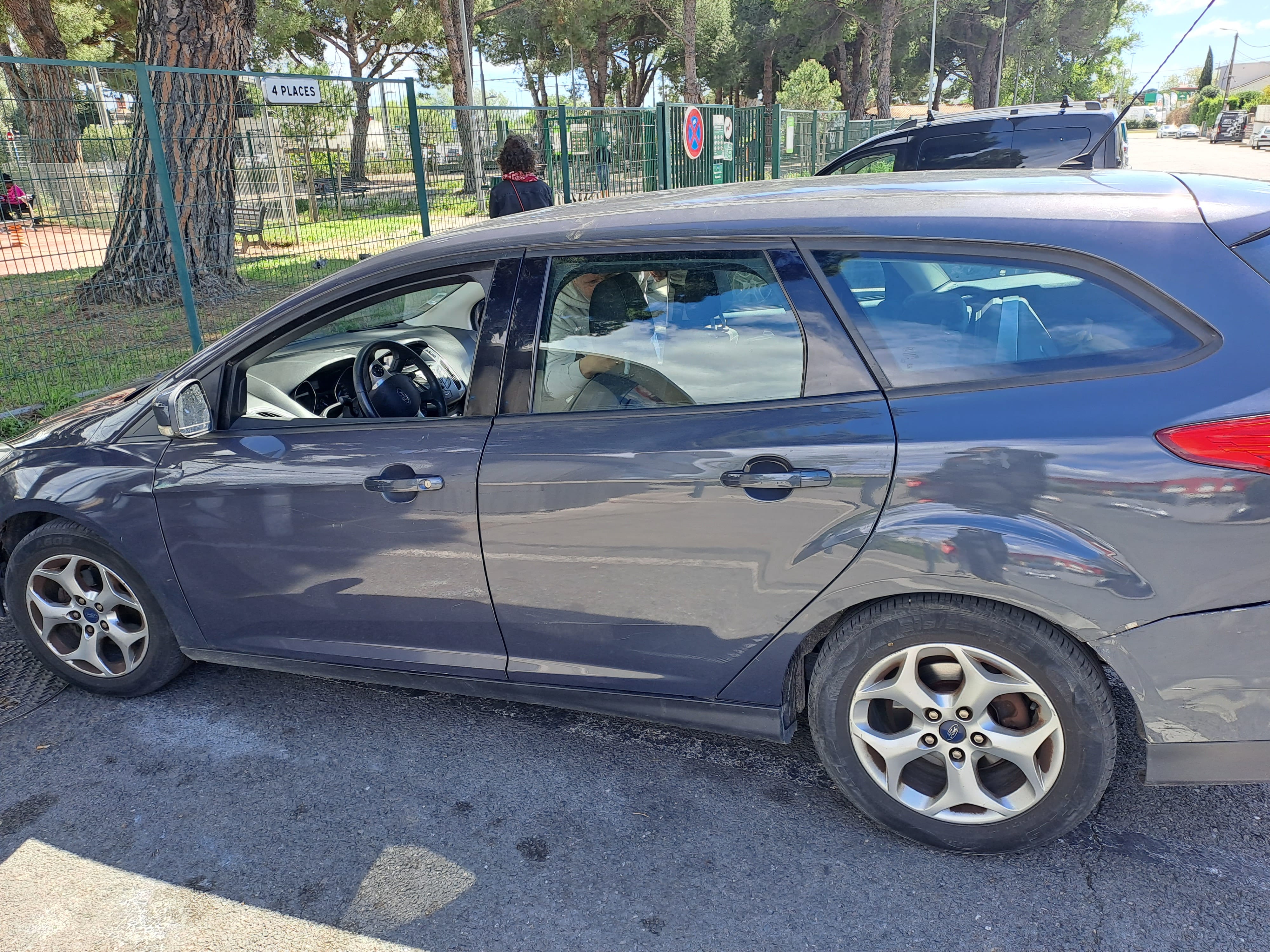 Ford Focus SW Business with Air conditioning