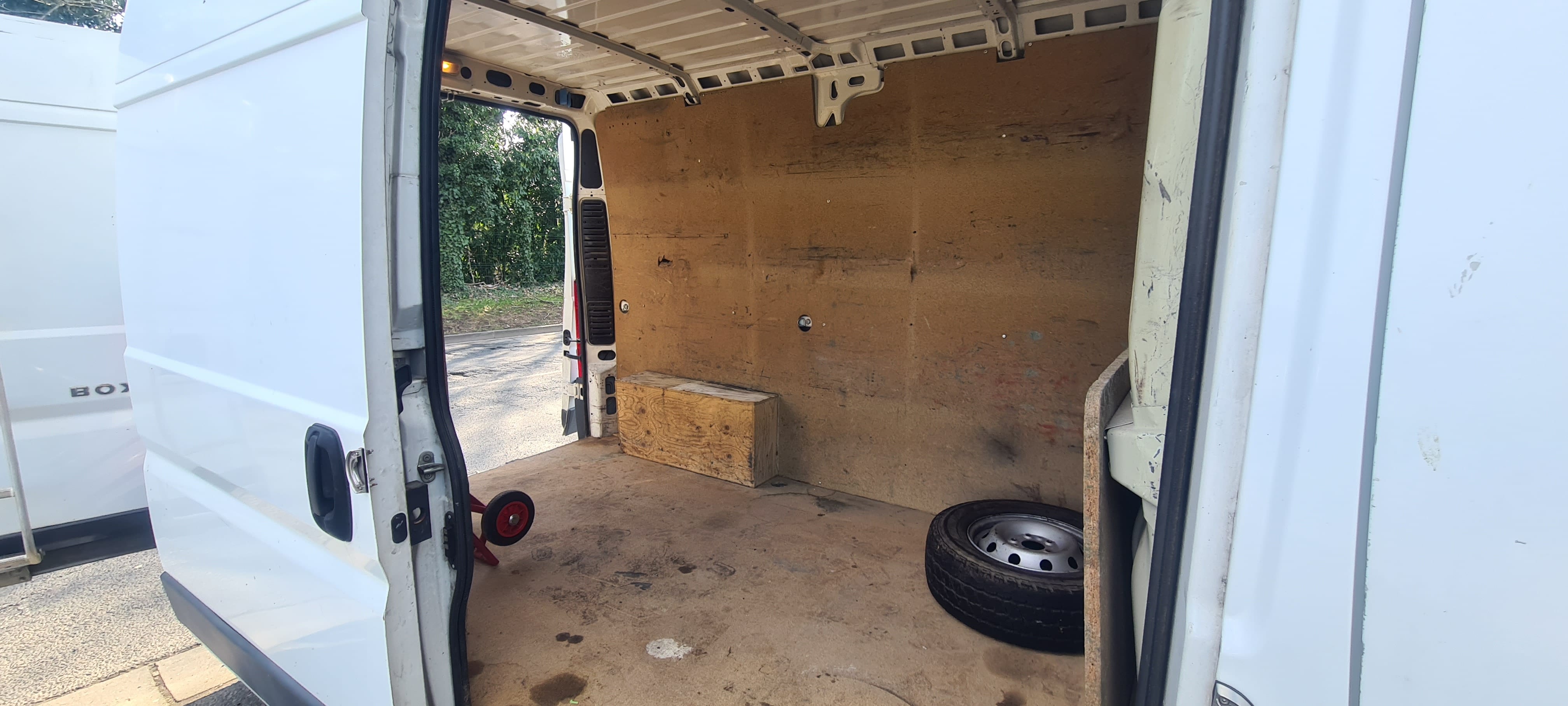 Peugeot Boxer 1.9 HDI 13m³