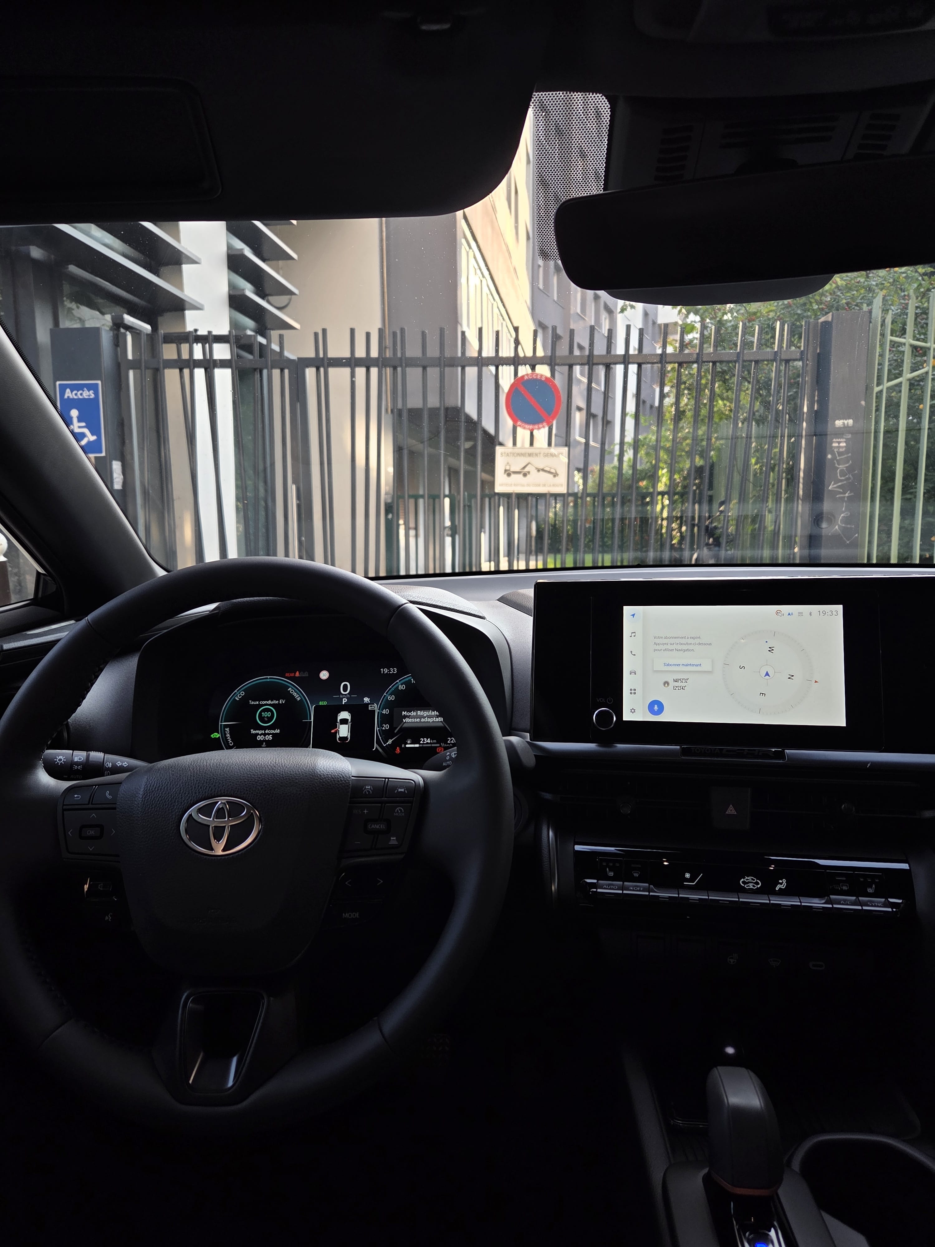 Toyota C-HR Hybrid avec Régulateur de vitesse