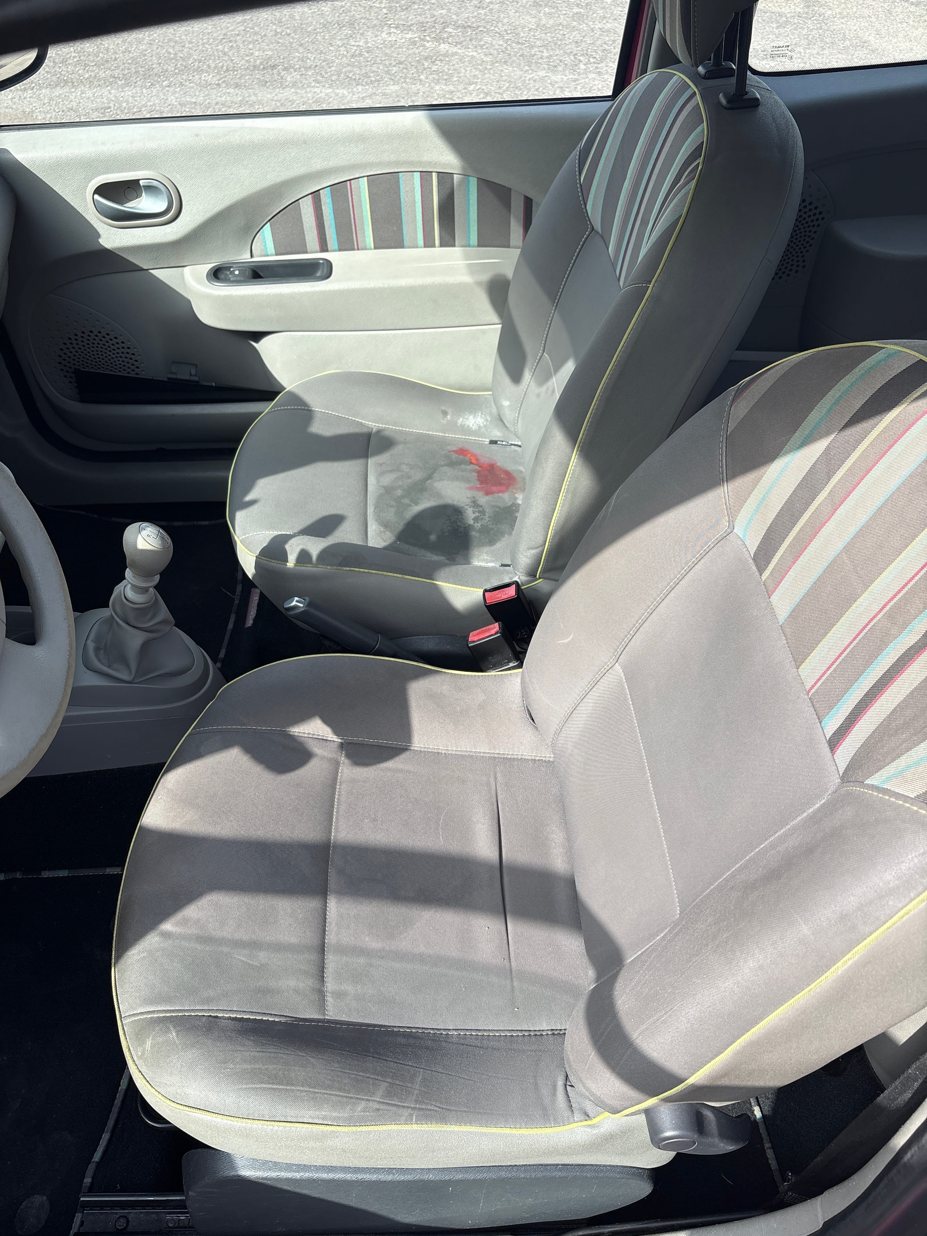 Renault Twingo II 1,2 avec Entrée audio / iPod