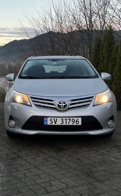 Toyota Avensis med Bluetooth audio