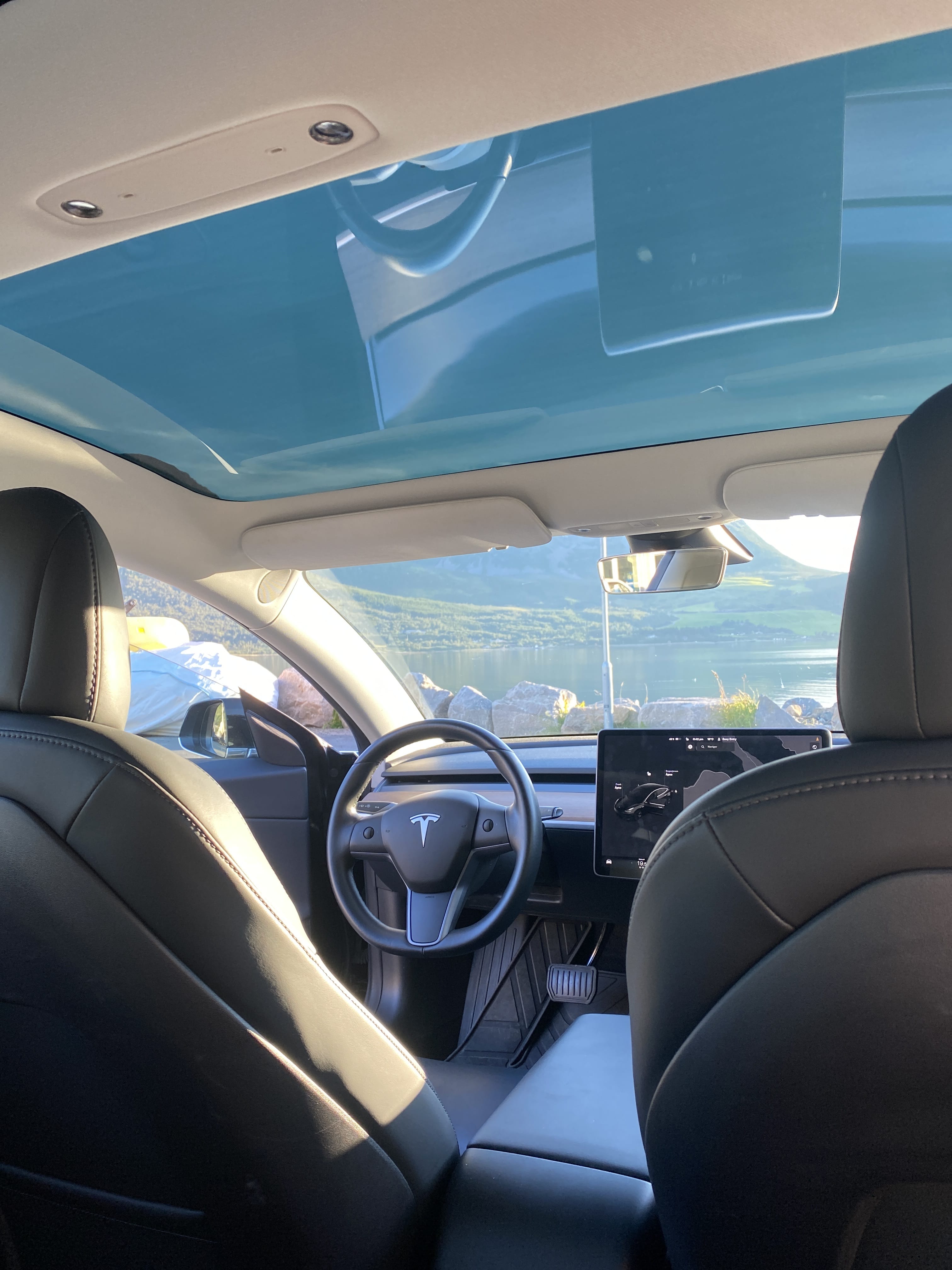 Tesla Model 3 Long Range Dual Engine med Cruisekontroll