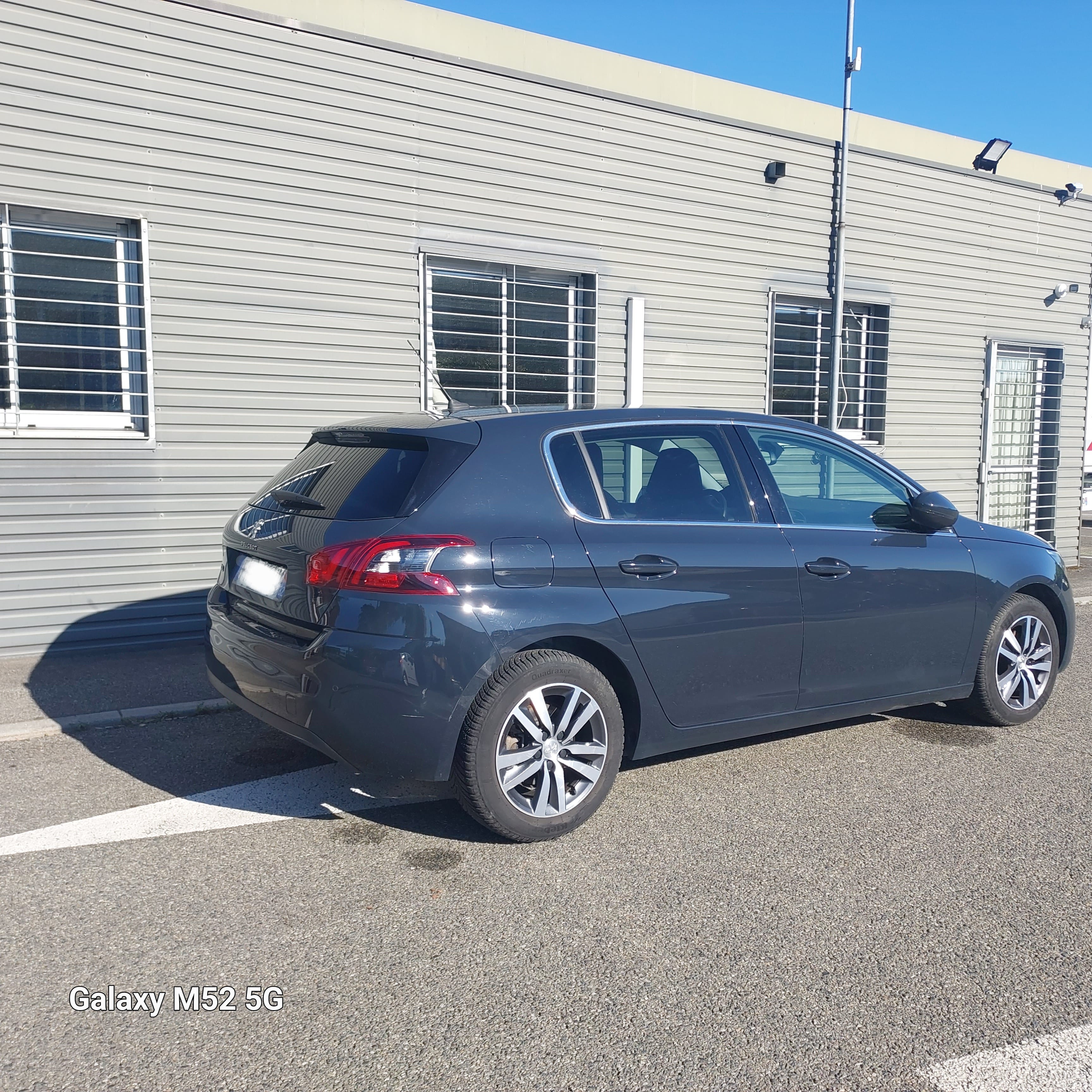 Peugeot 308 année 2020 Toutes options mit Klimaanlage