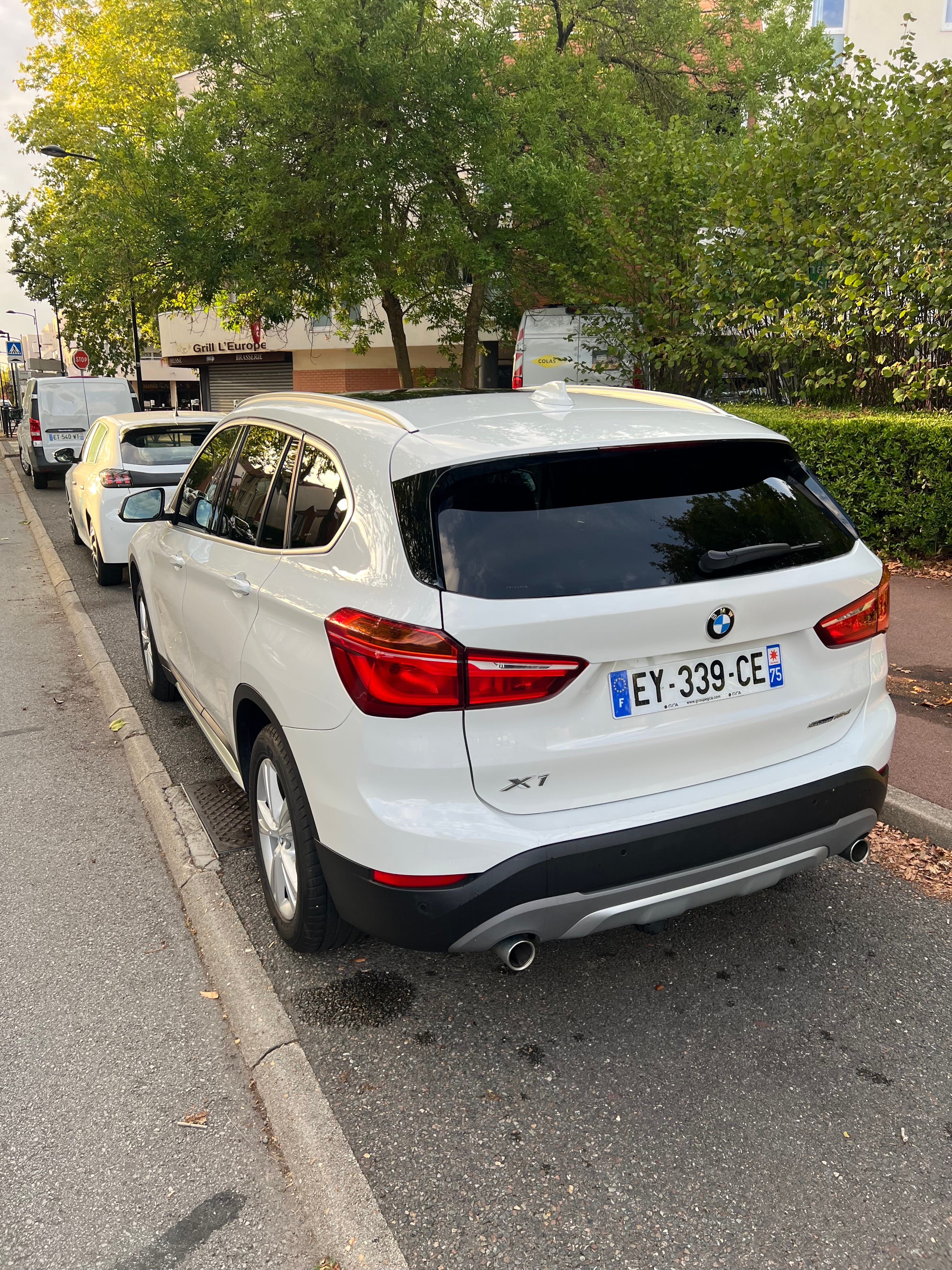 BMW X1 sDrive18d avec Climatisation