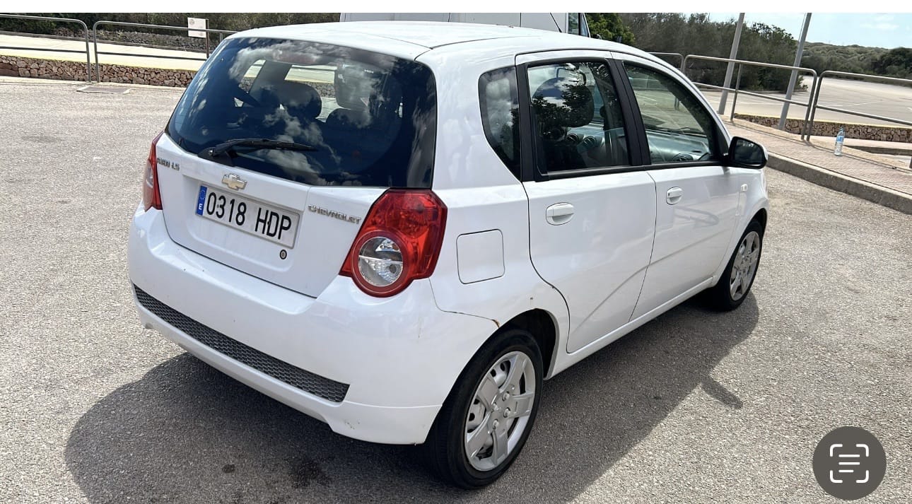 Chevrolet Aveo con Aire acondicionado