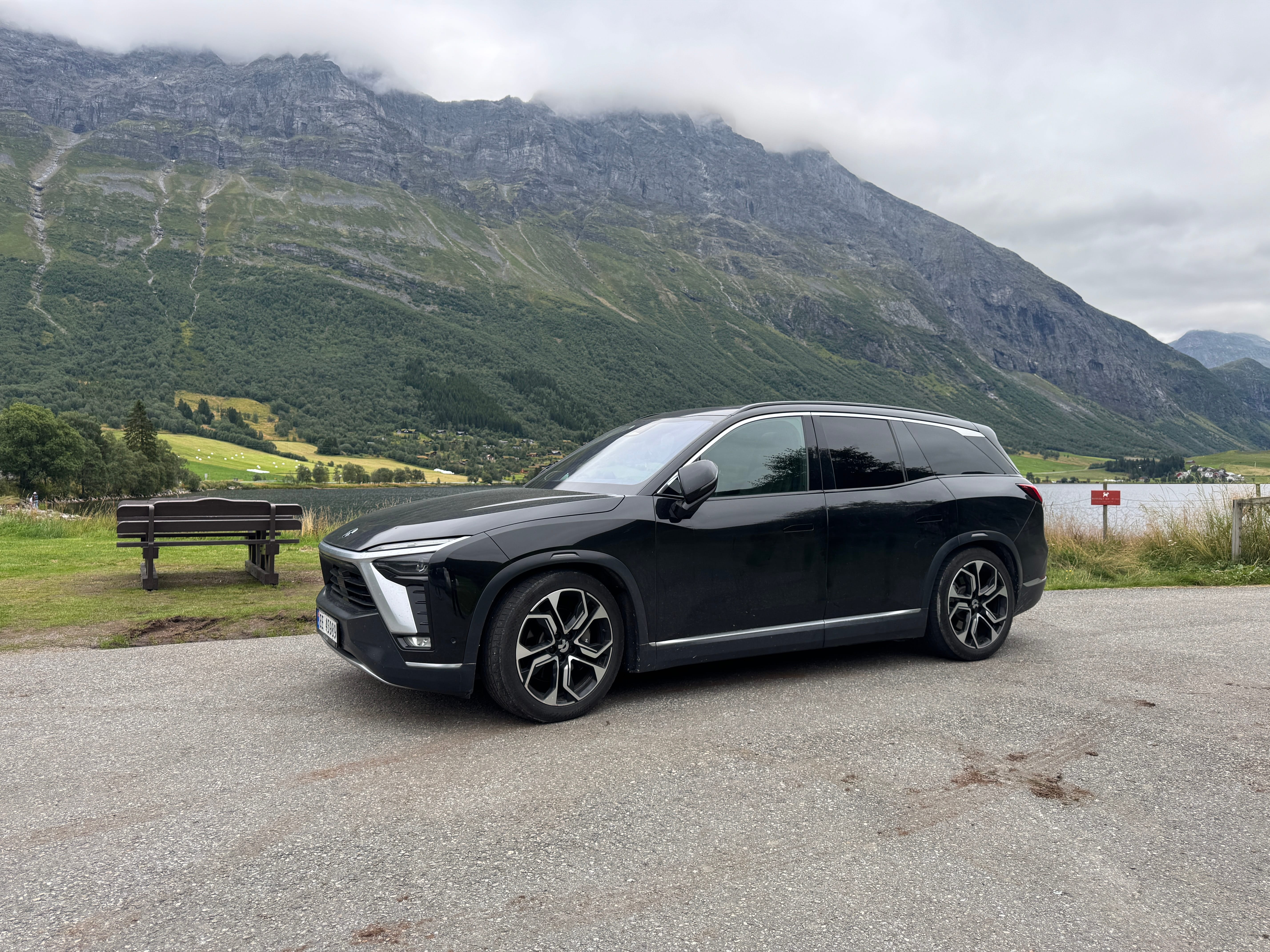 Nio ES8, 2022, Elektro, Automatik, 7 Sitze