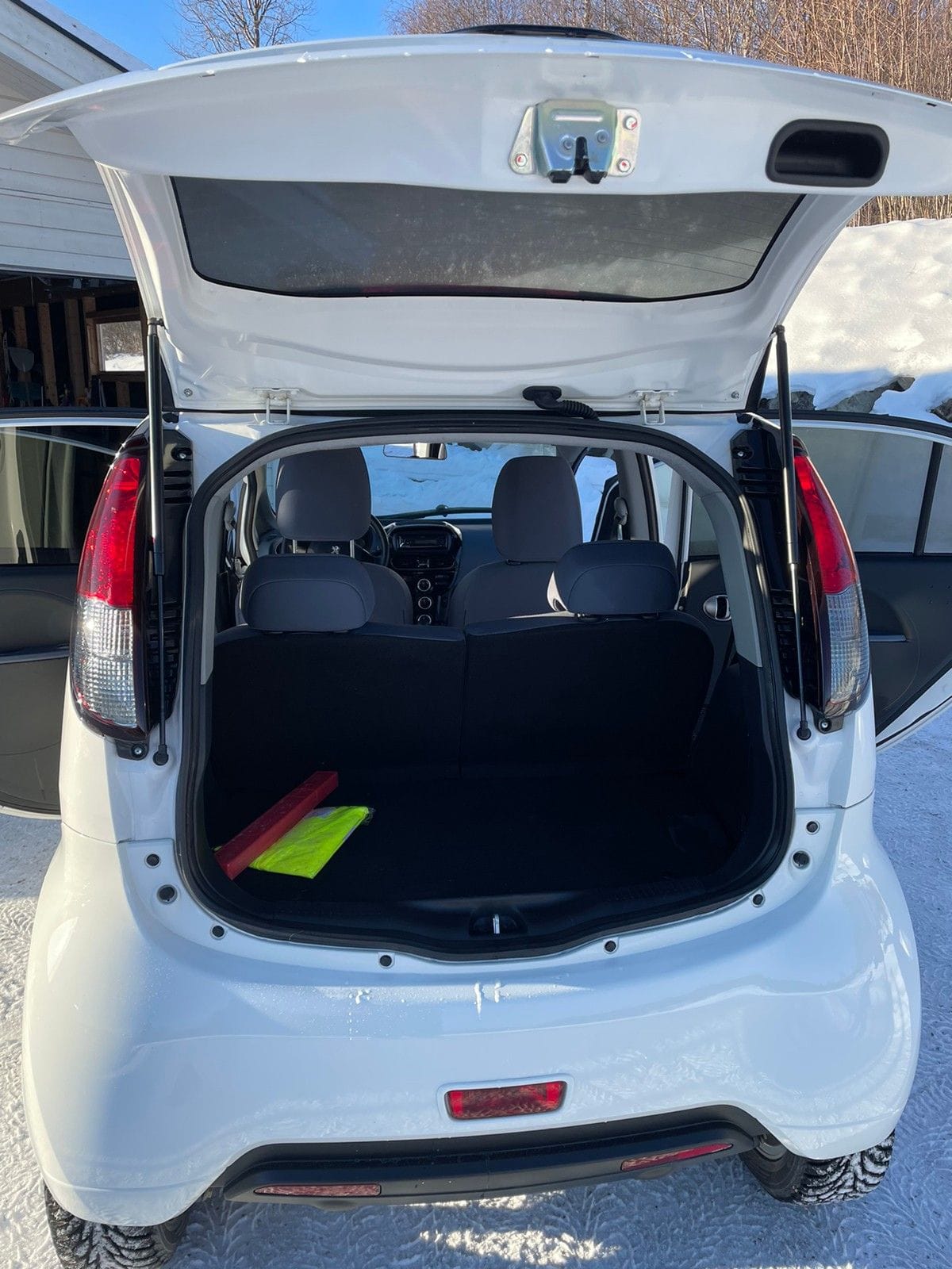 Peugeot iOn