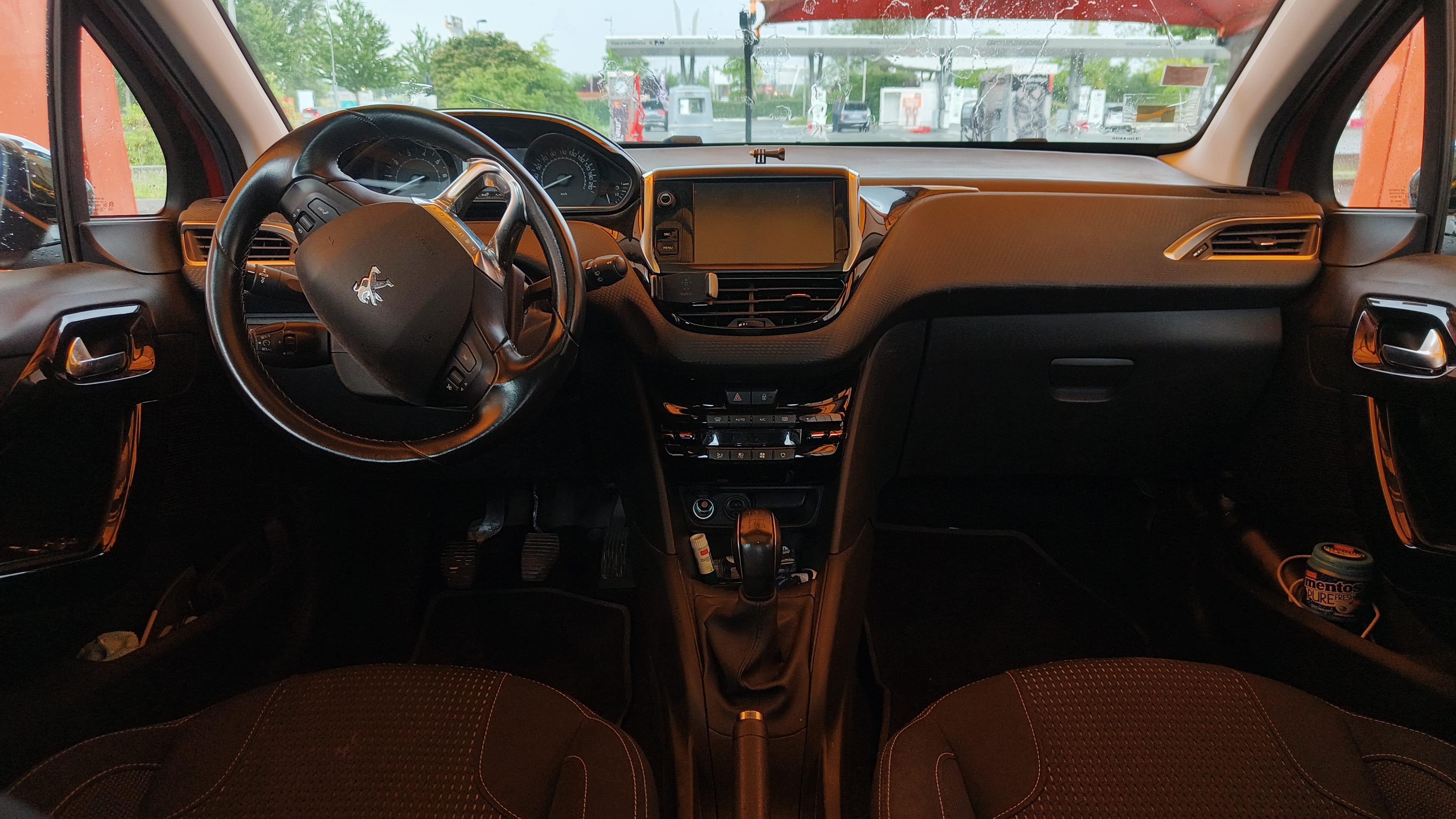 Peugeot 208 1.2l Puretech 110cv avec Régulateur de vitesse