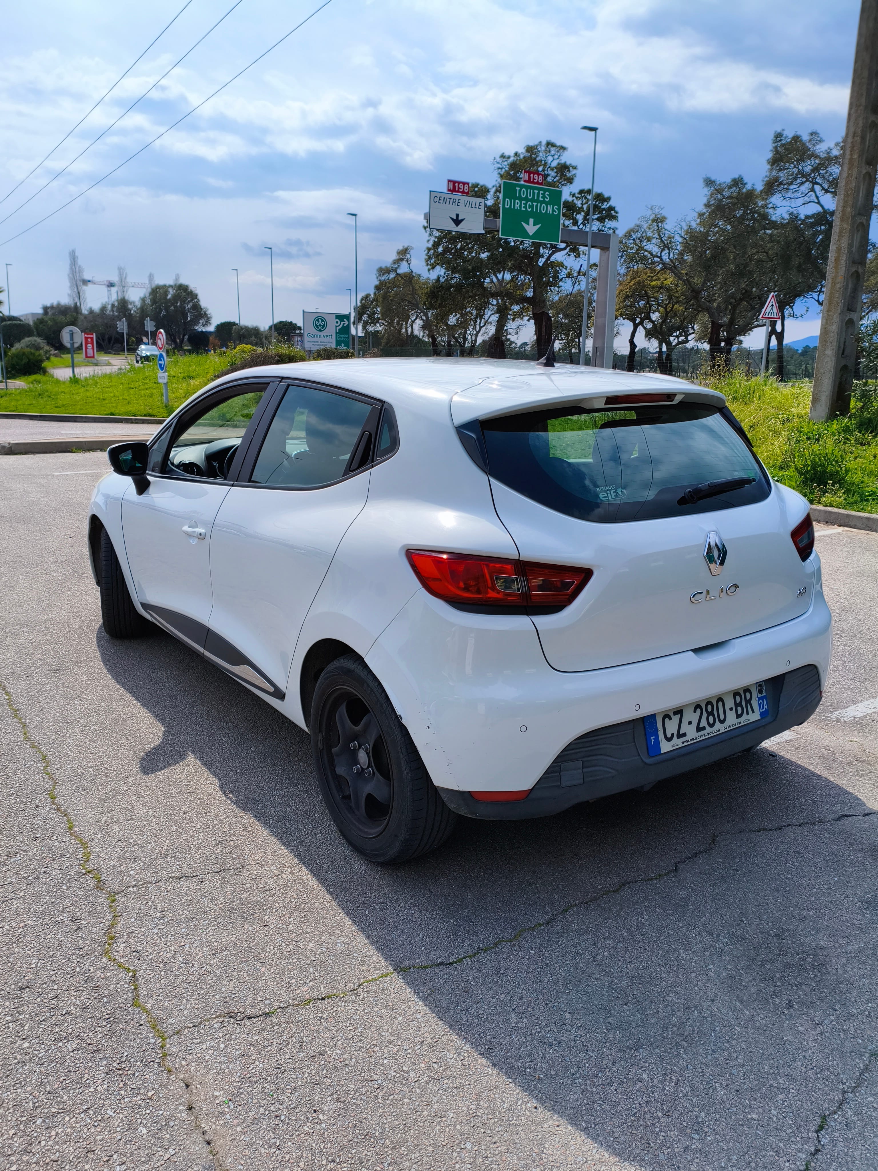 Renault Clio avec Climatisation