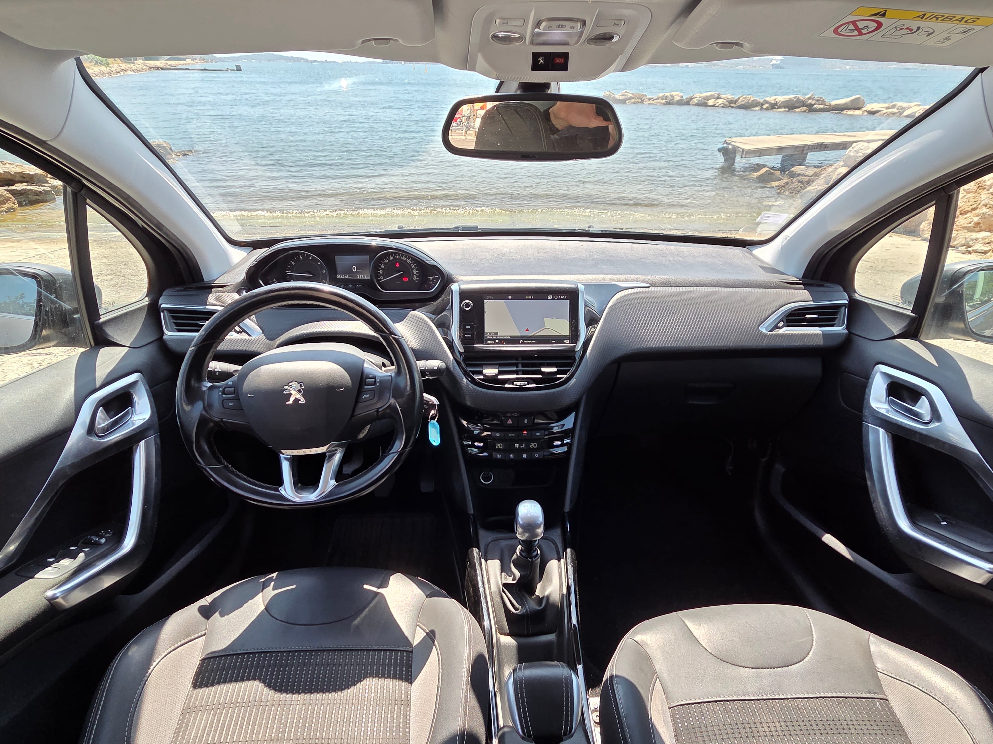 Peugeot 2008 avec GPS