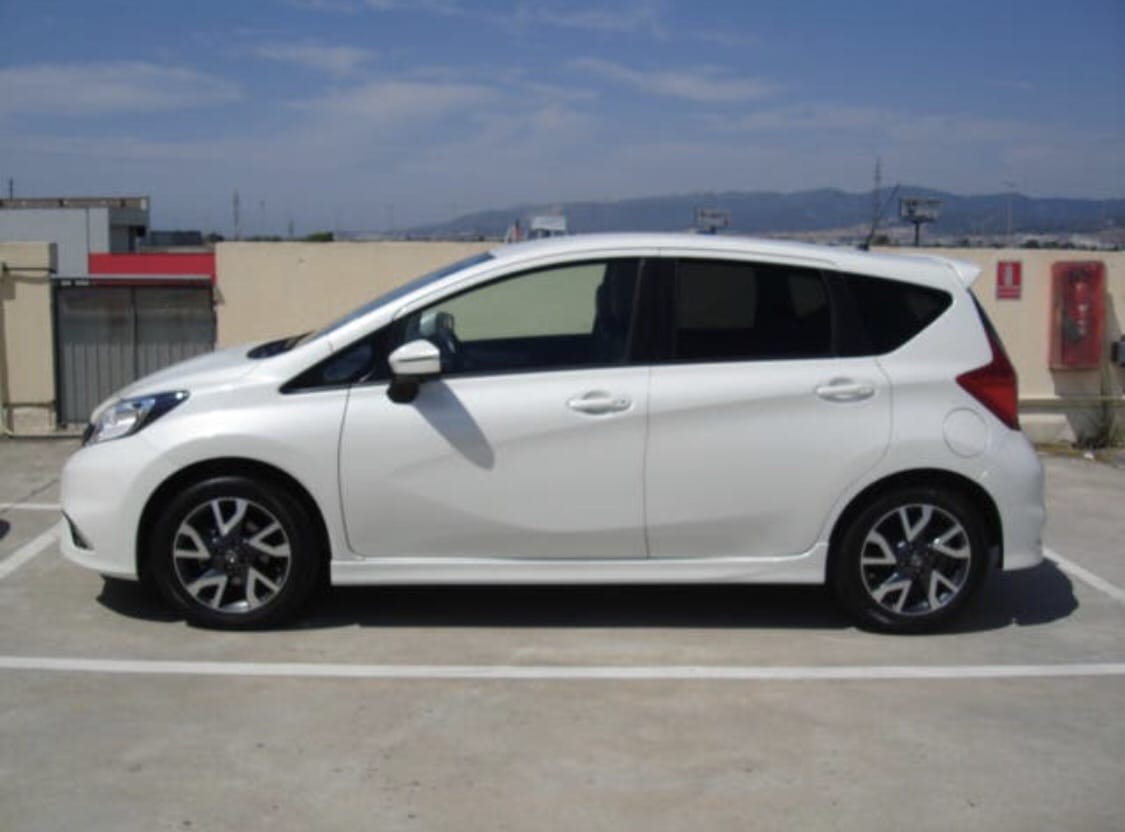 Nissan Note 1,2 i con Aire acondicionado