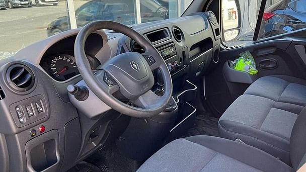 Renault Master med Tilhengerfeste