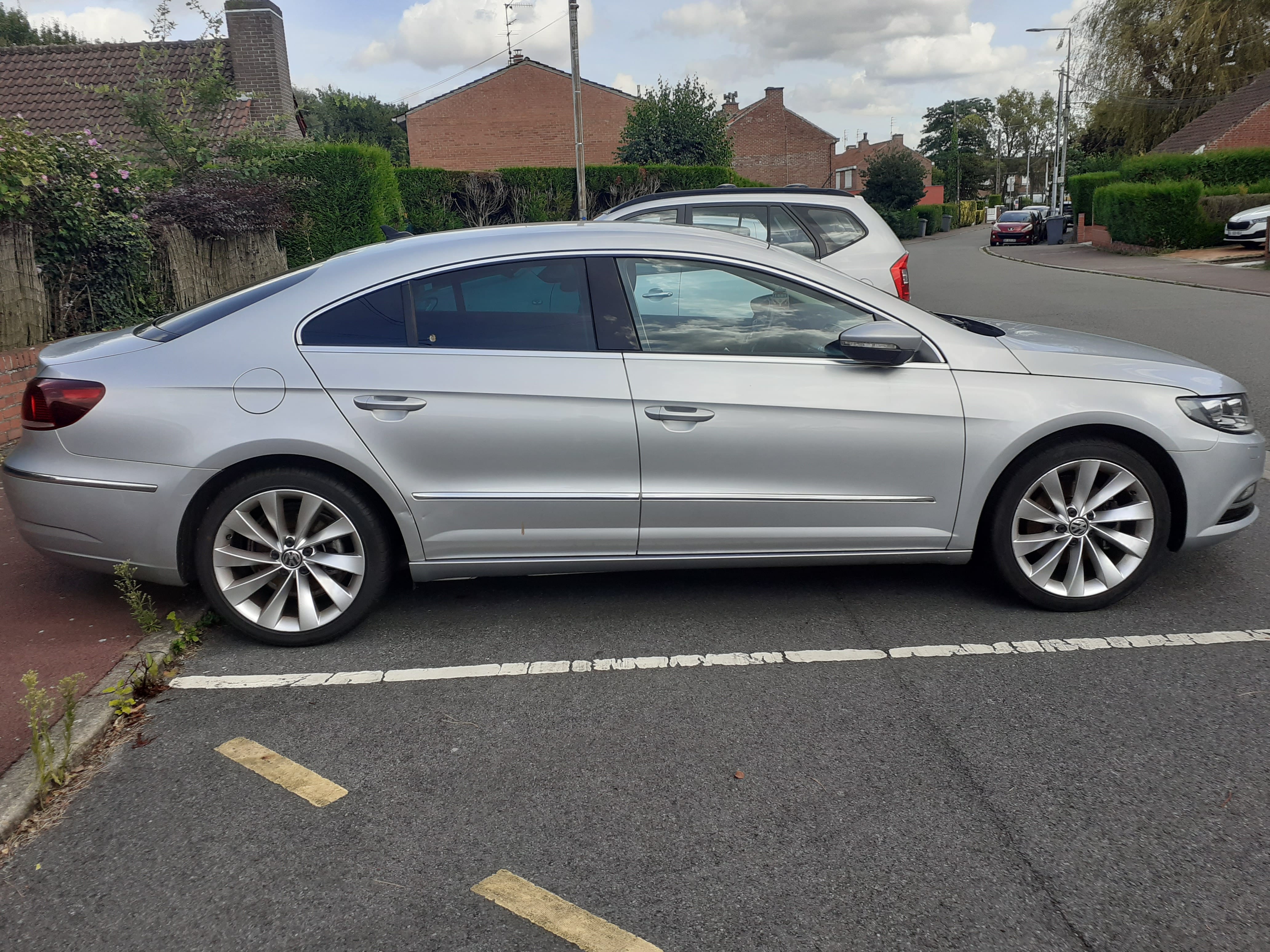 Volkswagen Passat CC avec Climatisation