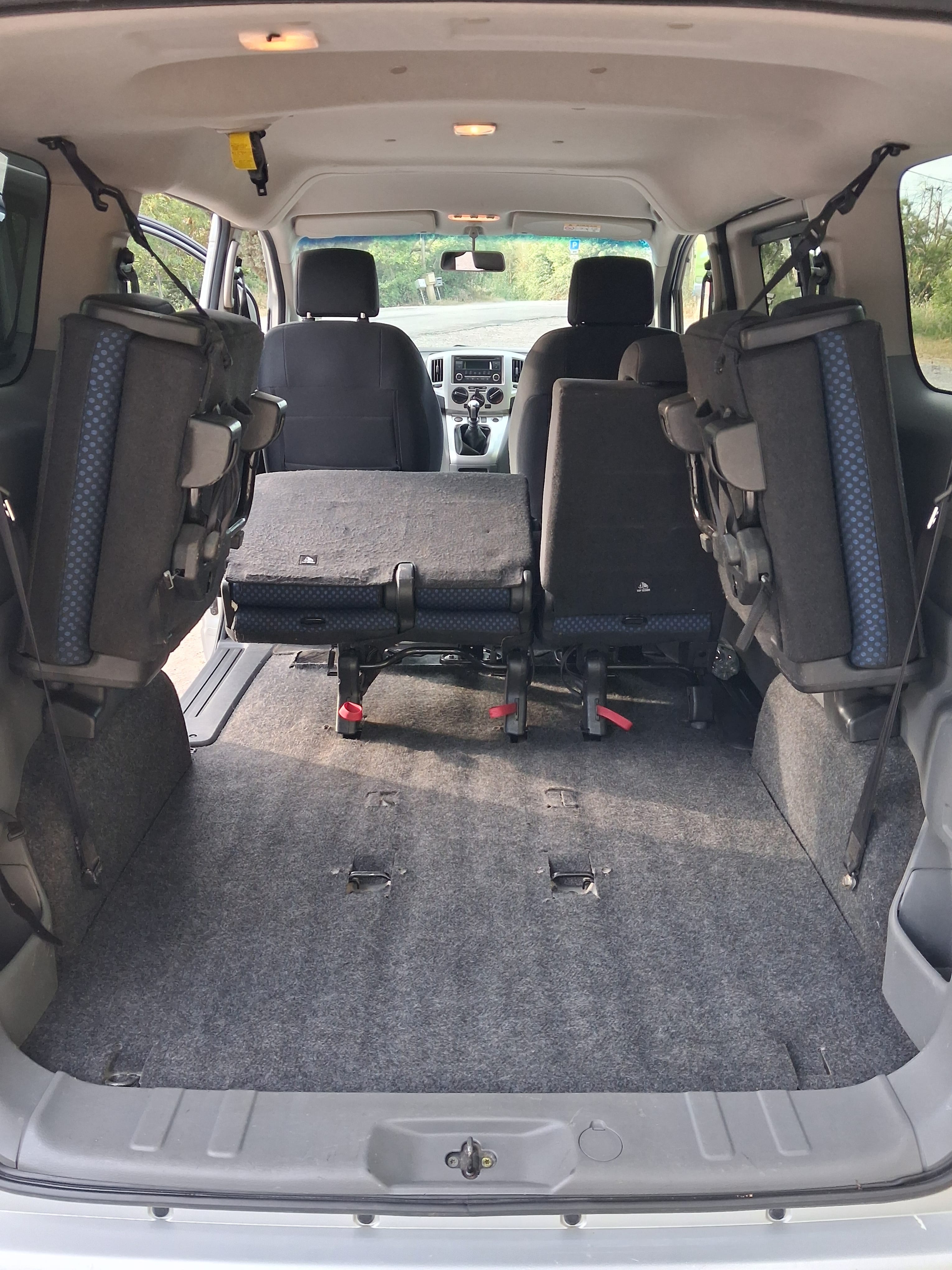 Nissan NV200 Combi avec Entrée audio / iPod