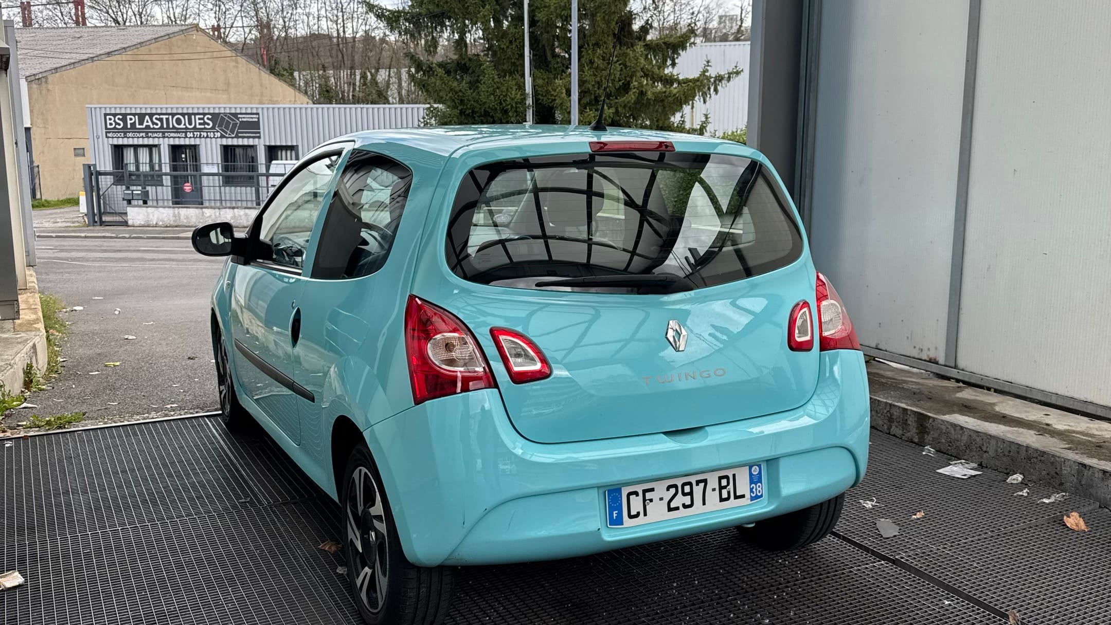 Renault Twingo II avec Siège bébé