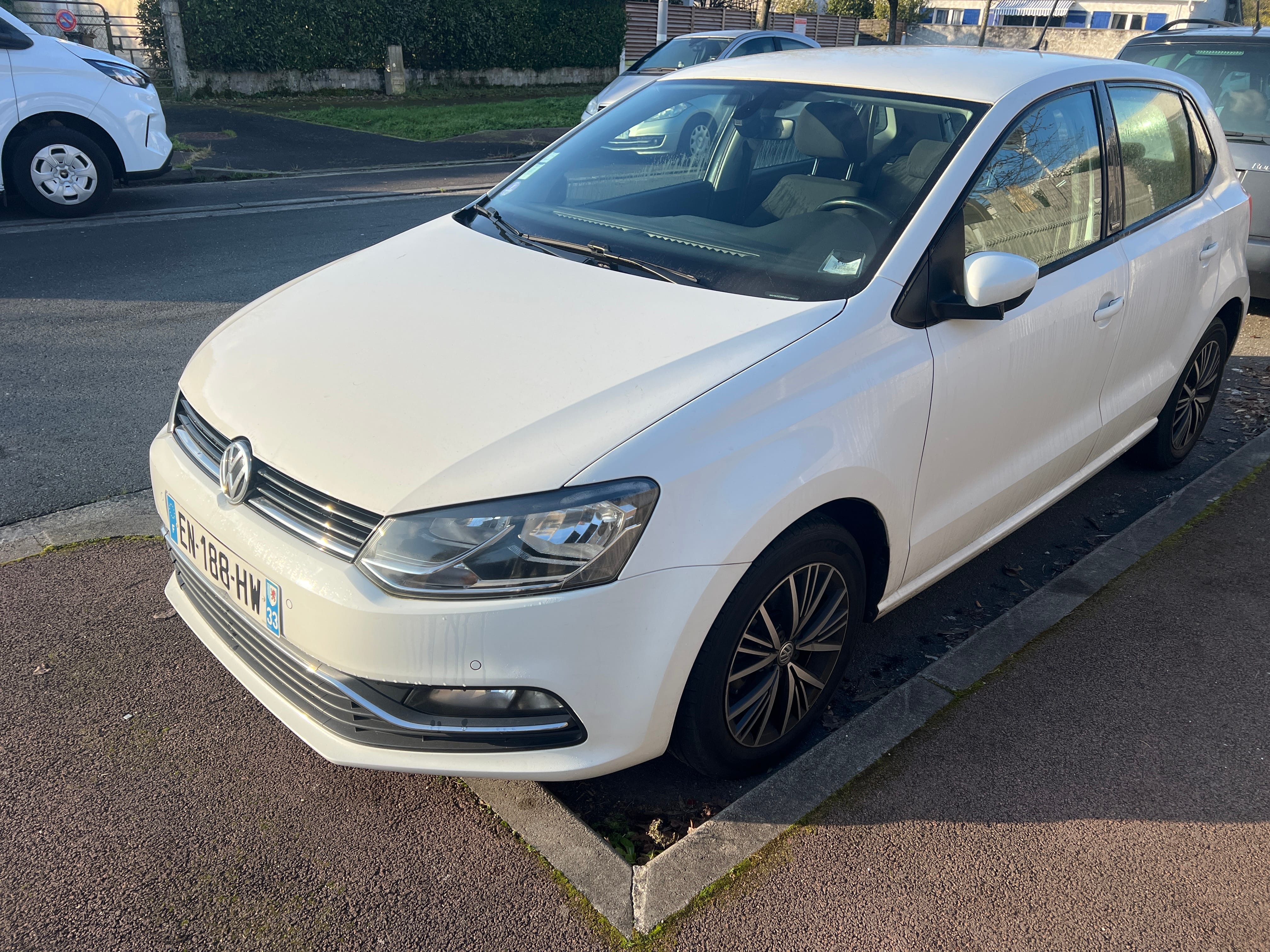 Volkswagen Polo 1.2 tsi, 2017, Essence 98, automatique